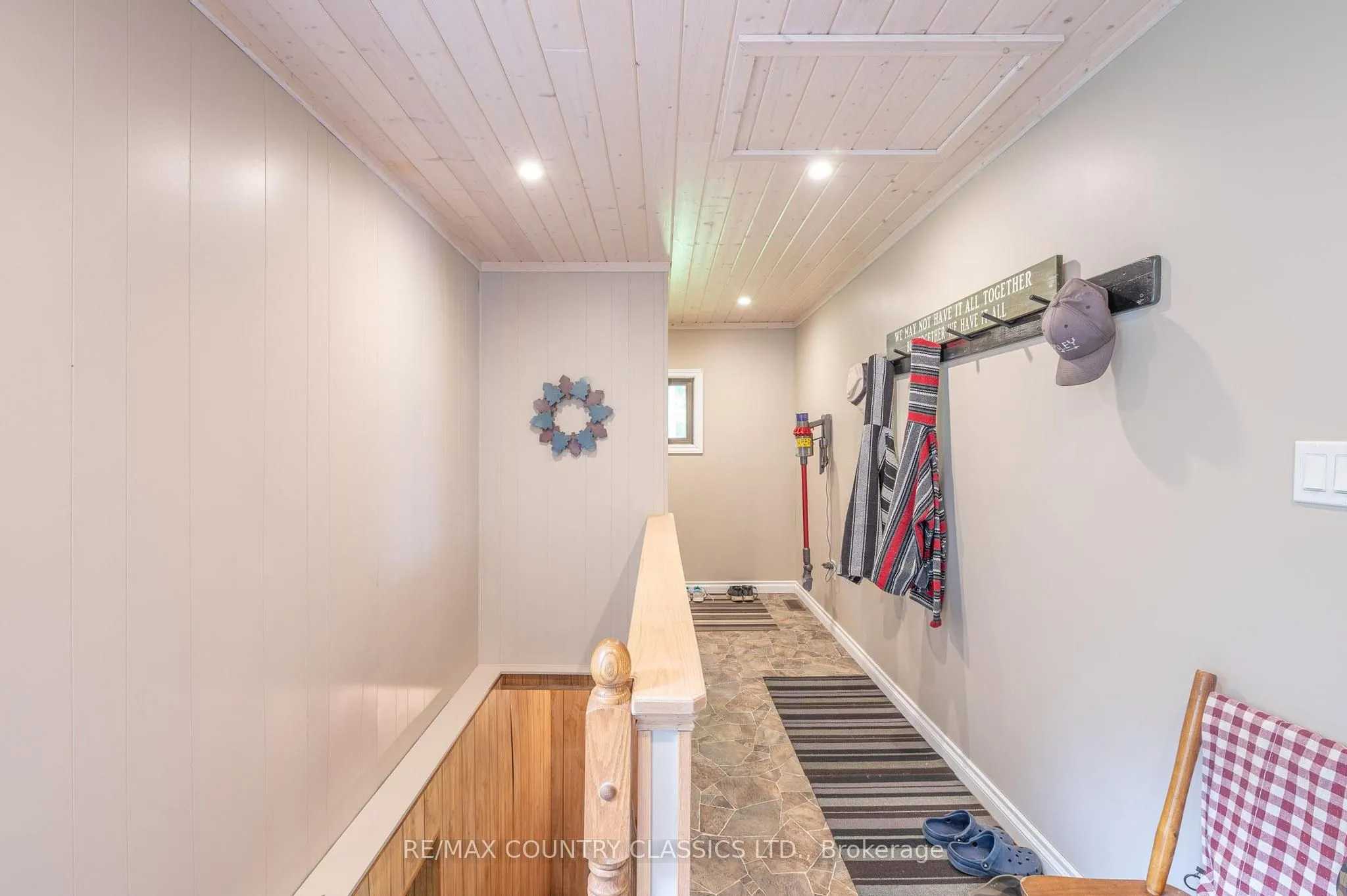 217 Moffat Road
