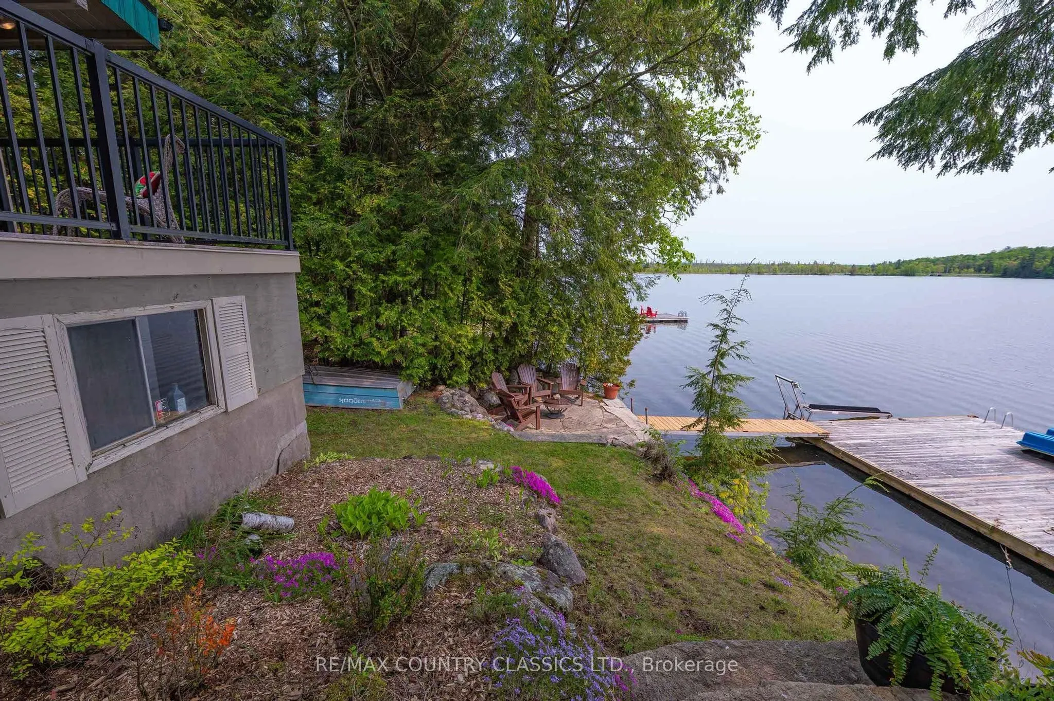 217 Moffat Road