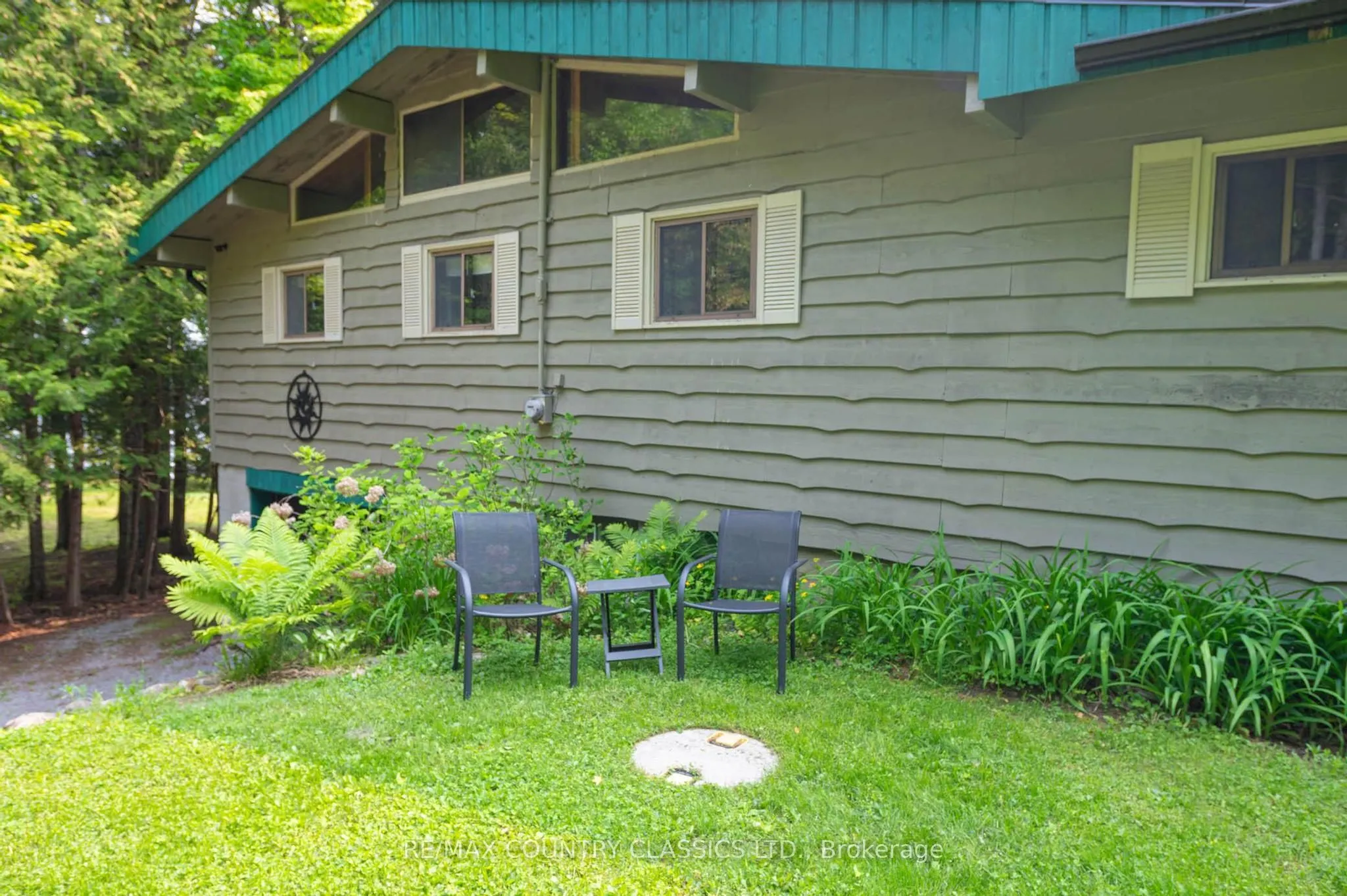217 Moffat Road