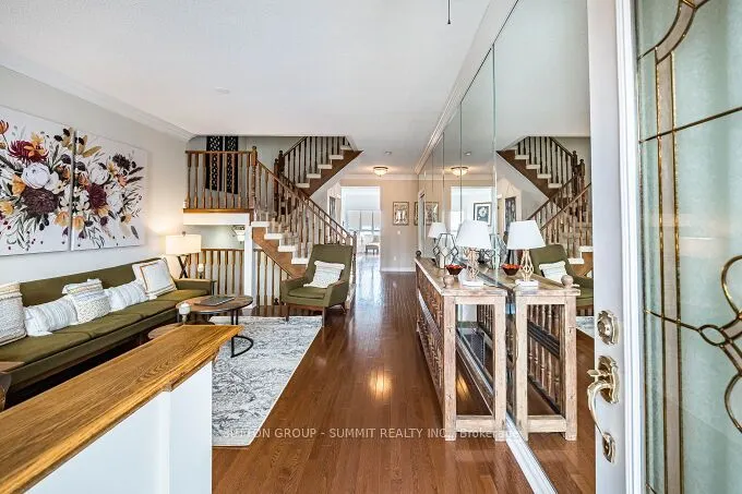 42 Morrison Crescent