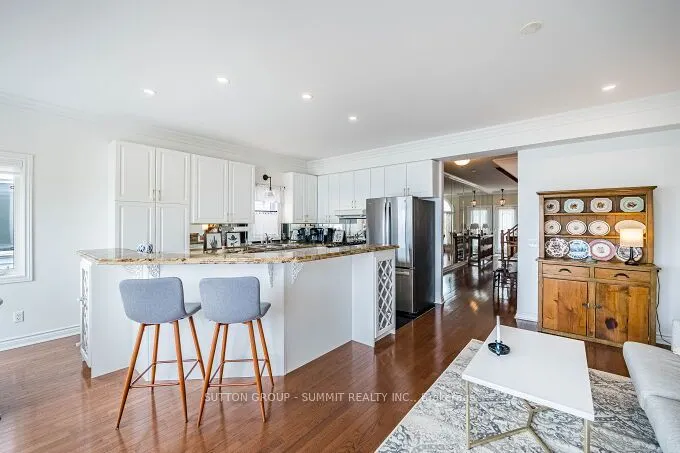 42 Morrison Crescent