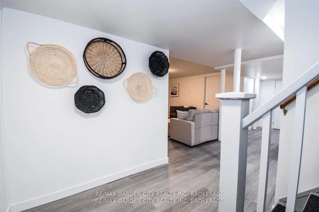 14 Elmridge Drive