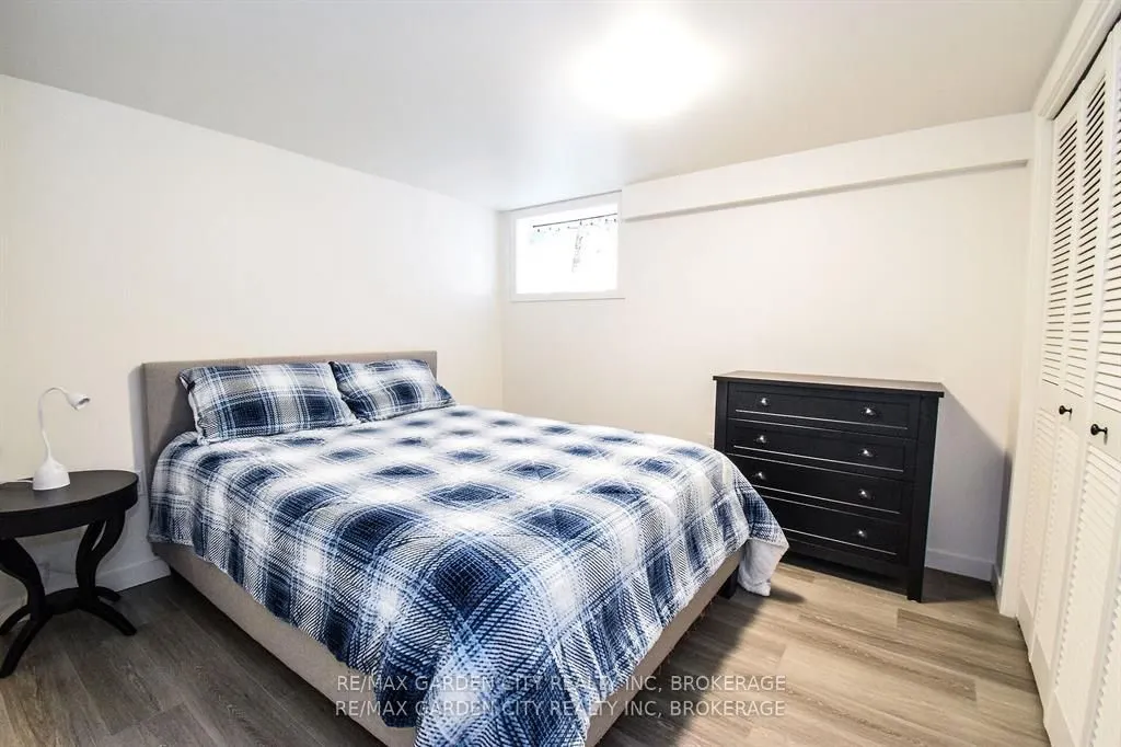 14 Elmridge Drive