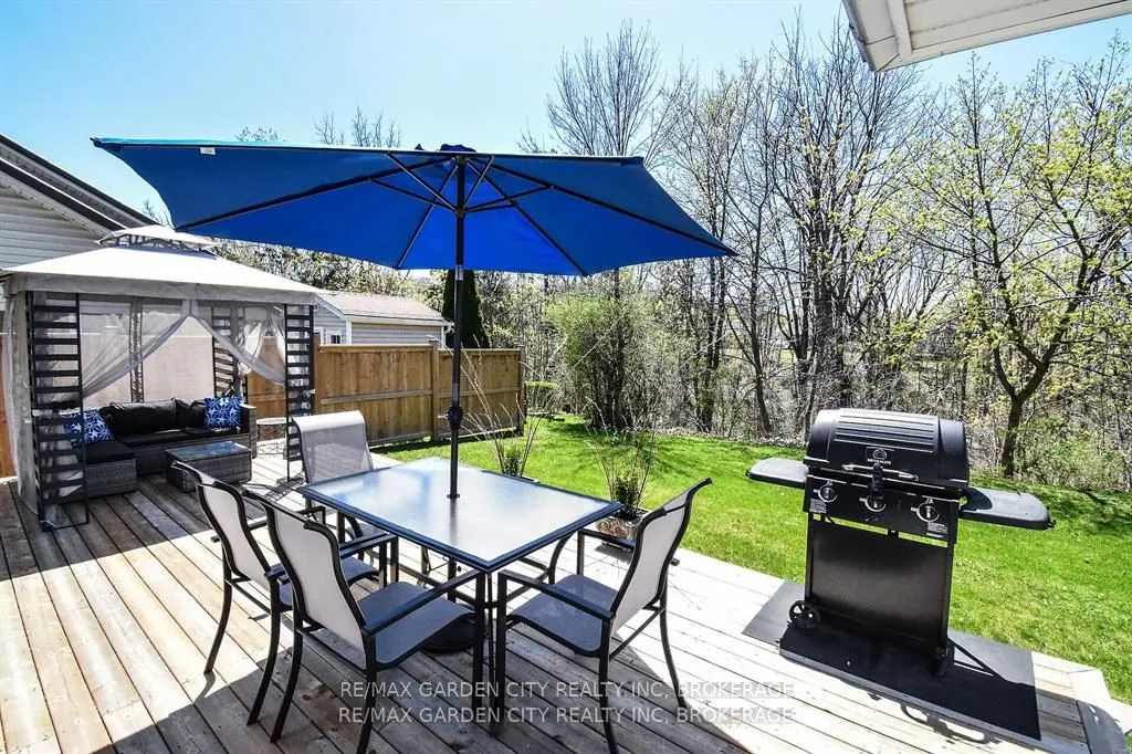 14 Elmridge Drive