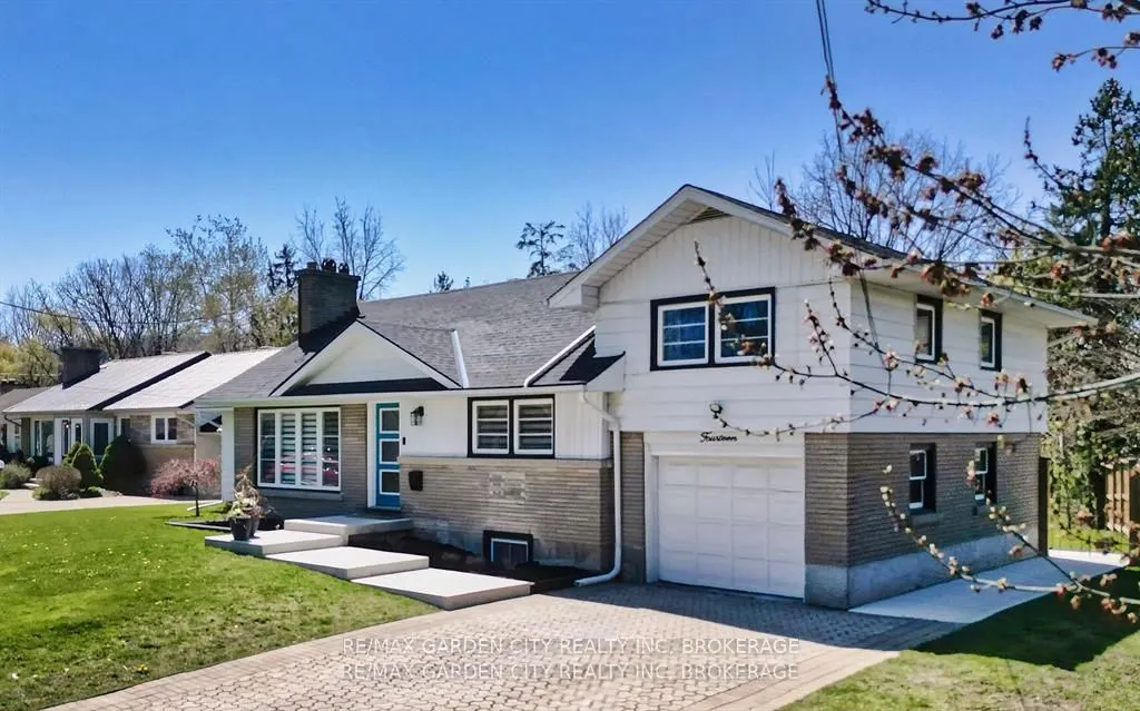 14 Elmridge Drive
