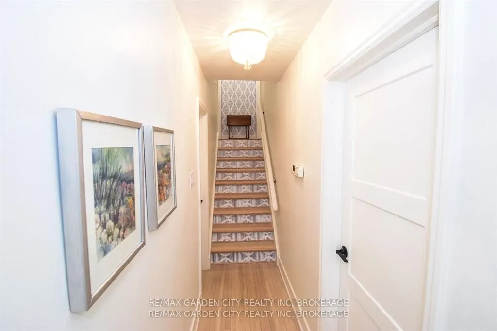 14 Elmridge Drive