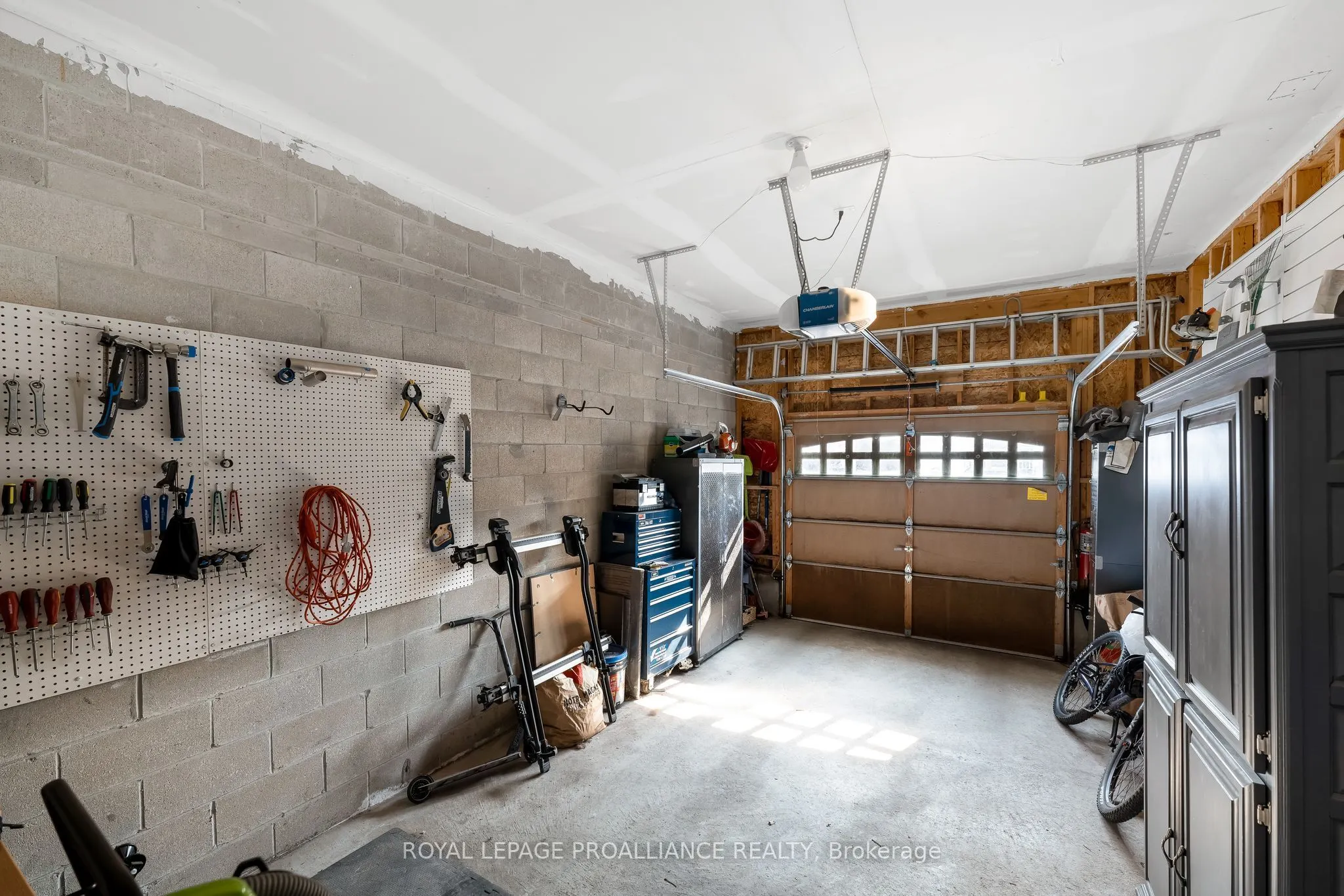 699 Henderson Drive