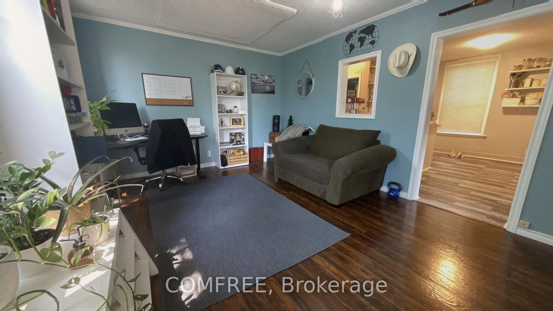 463 Division Street