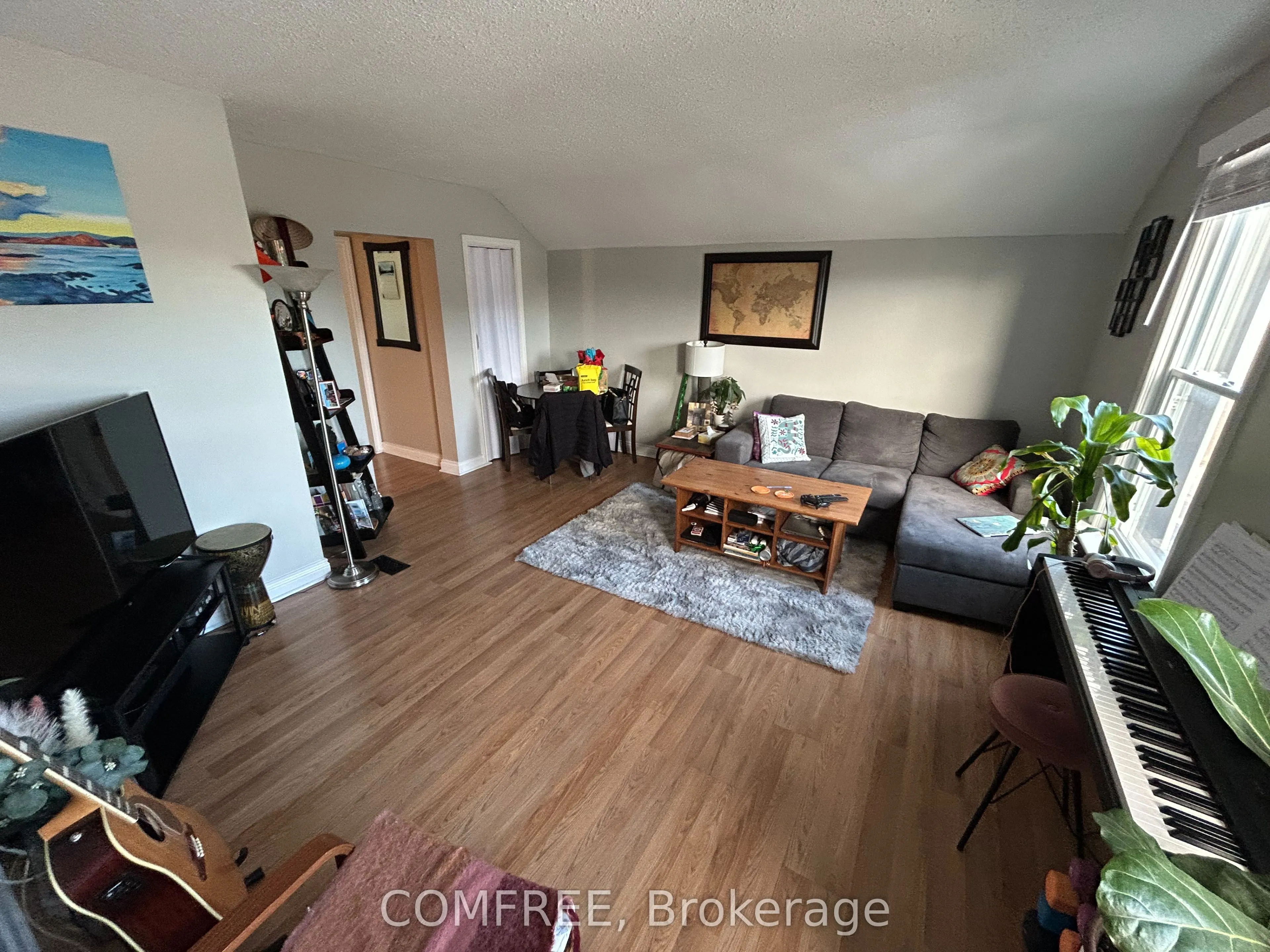 463 Division Street