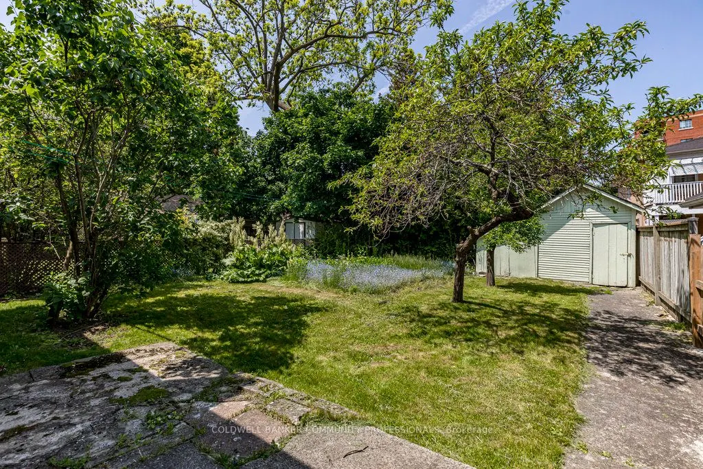 16 Elm Avenue