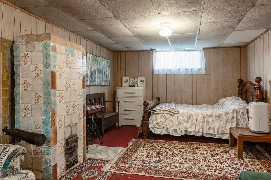16 Elm Avenue