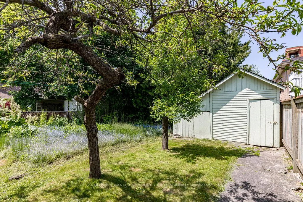 16 Elm Avenue