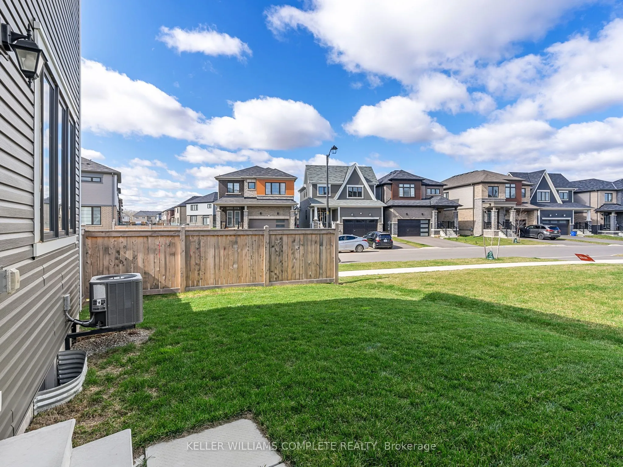 170 Whithorn Crescent
