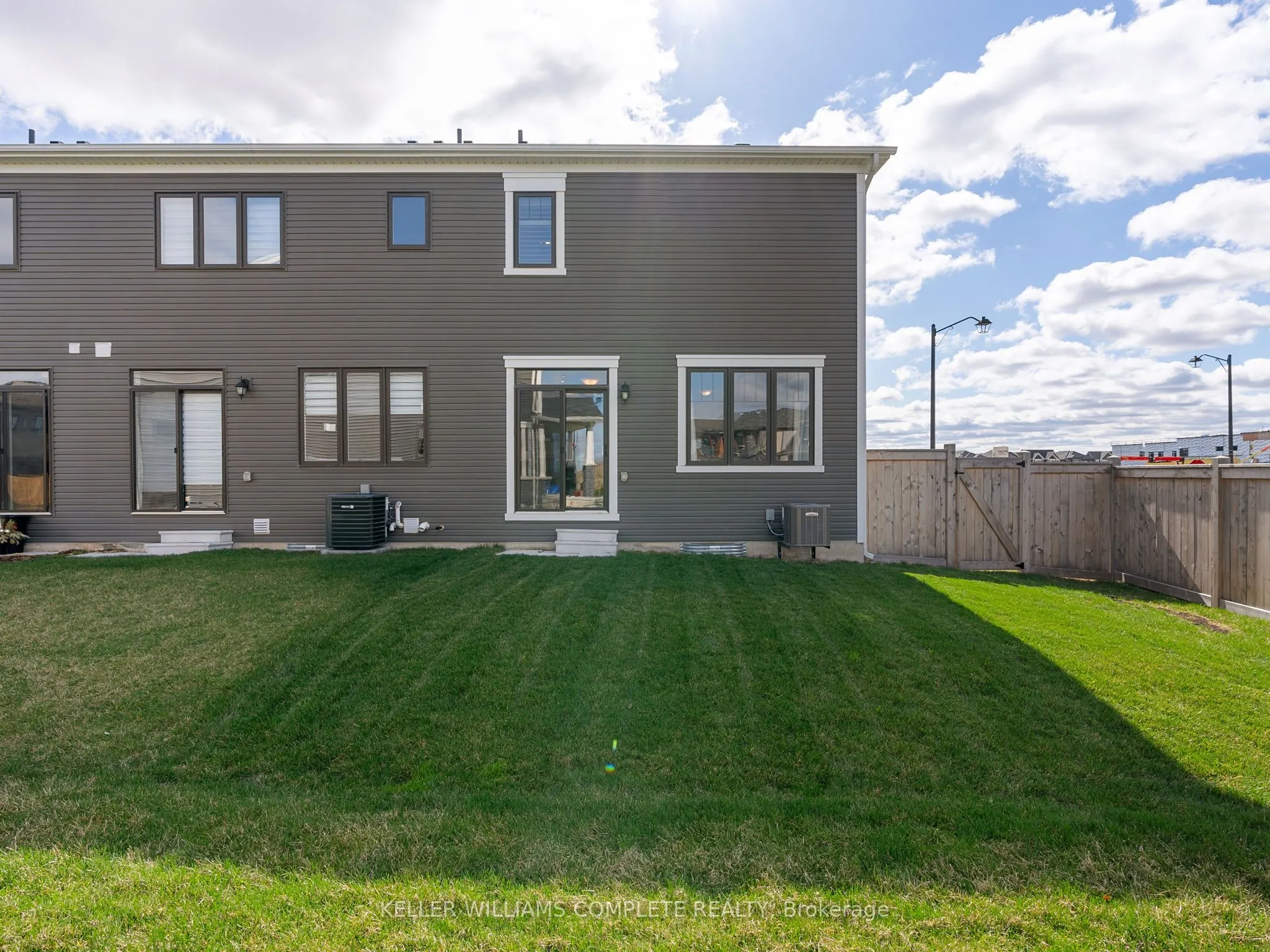170 Whithorn Crescent