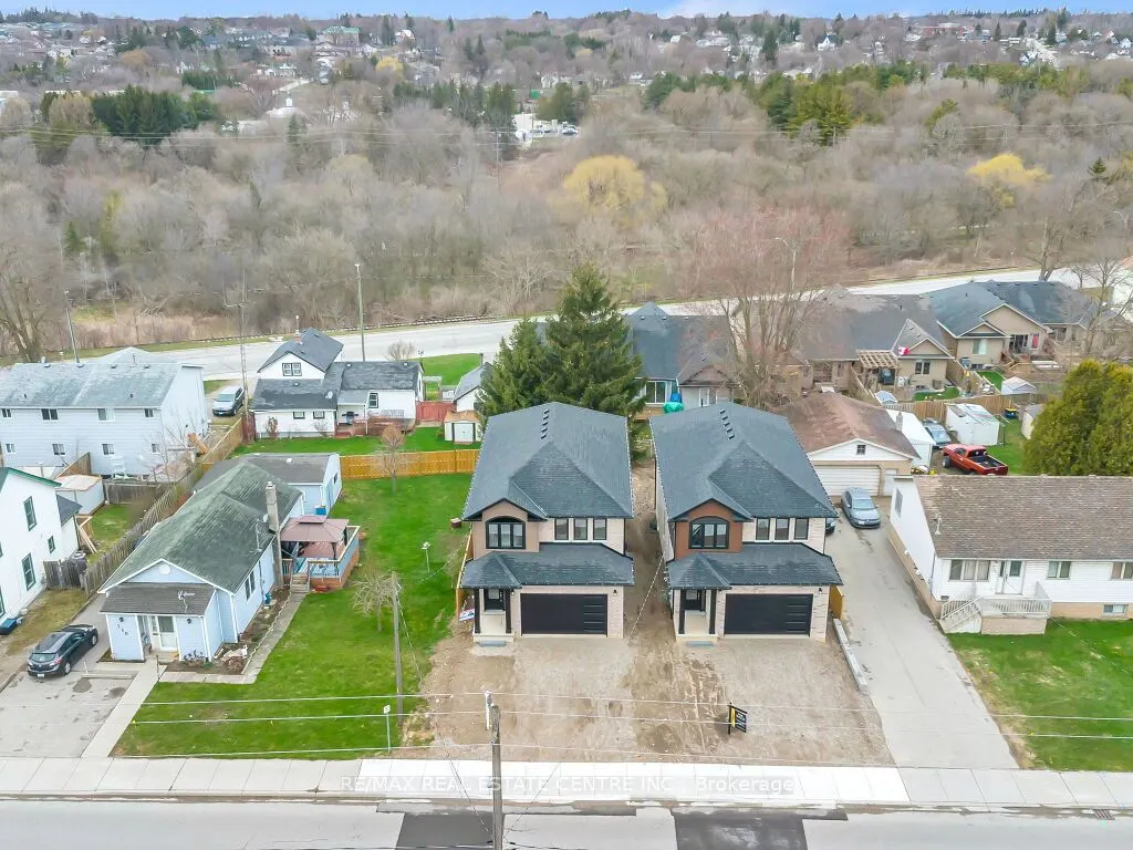 256 King Street W