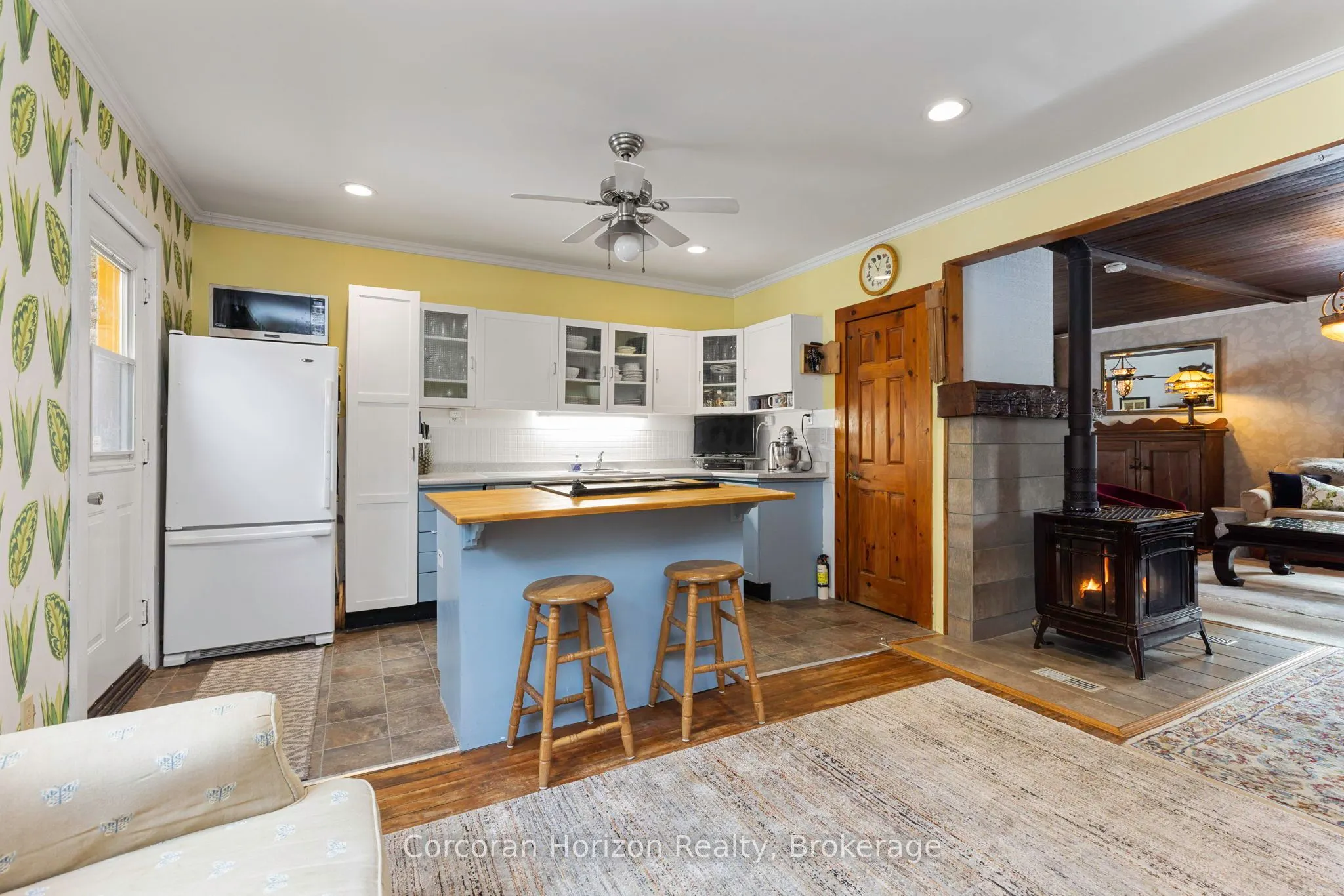 1641 WALKERS POINT Road