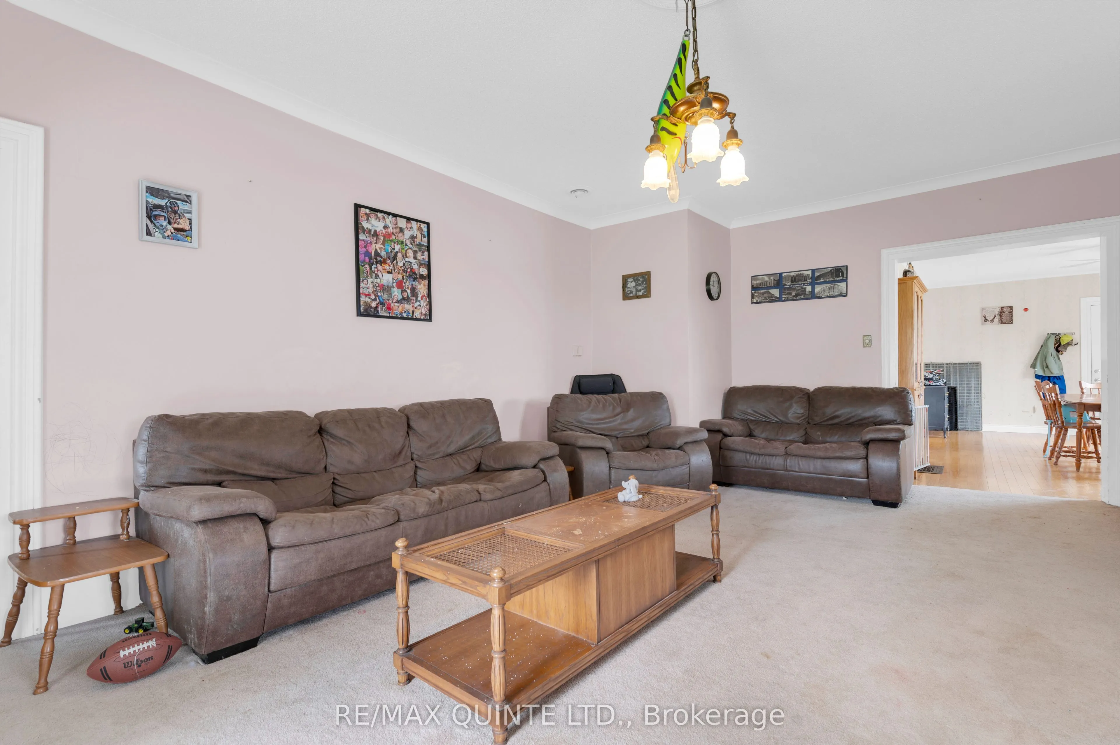 472 Maple Road