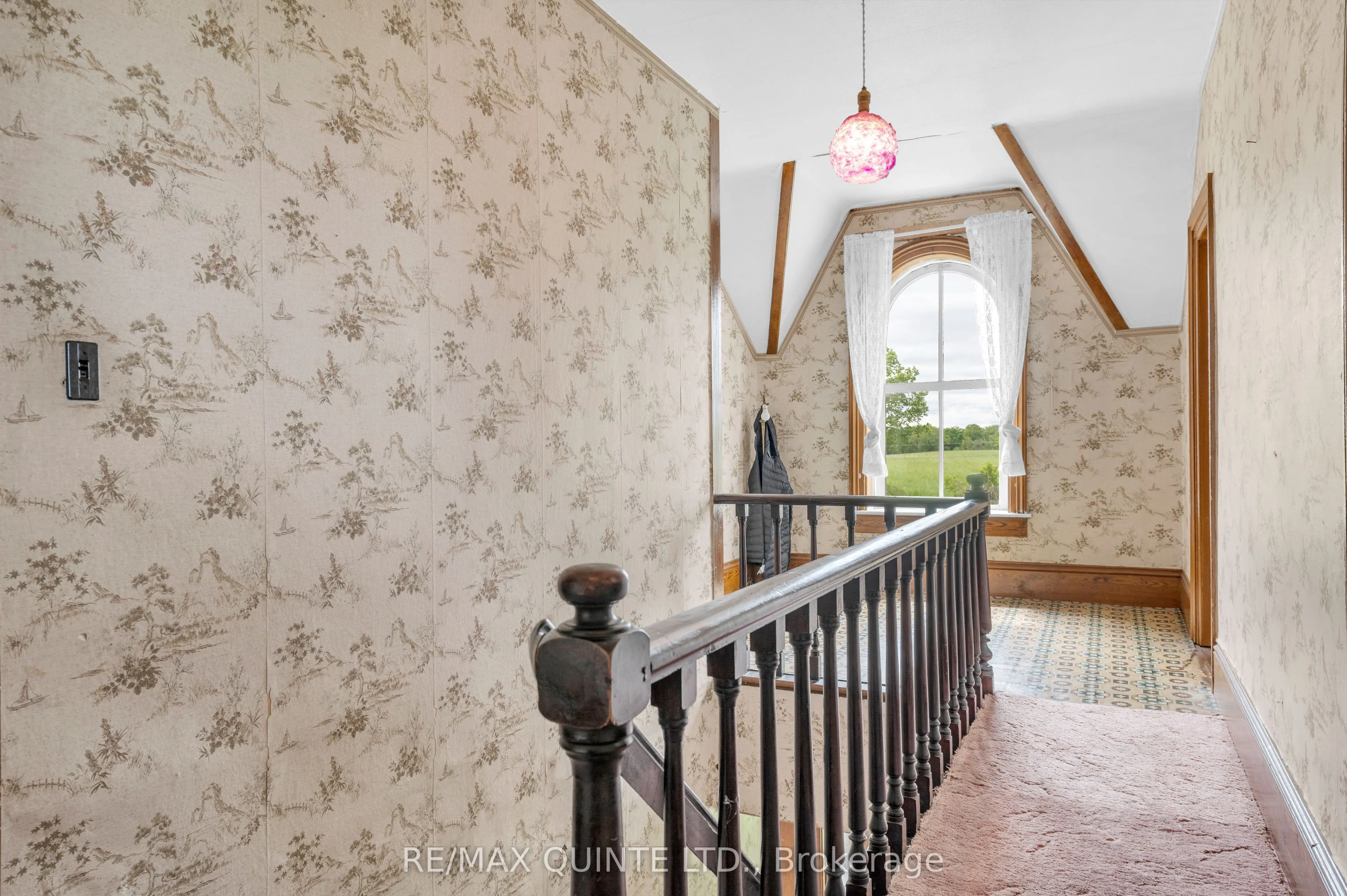 472 Maple Road