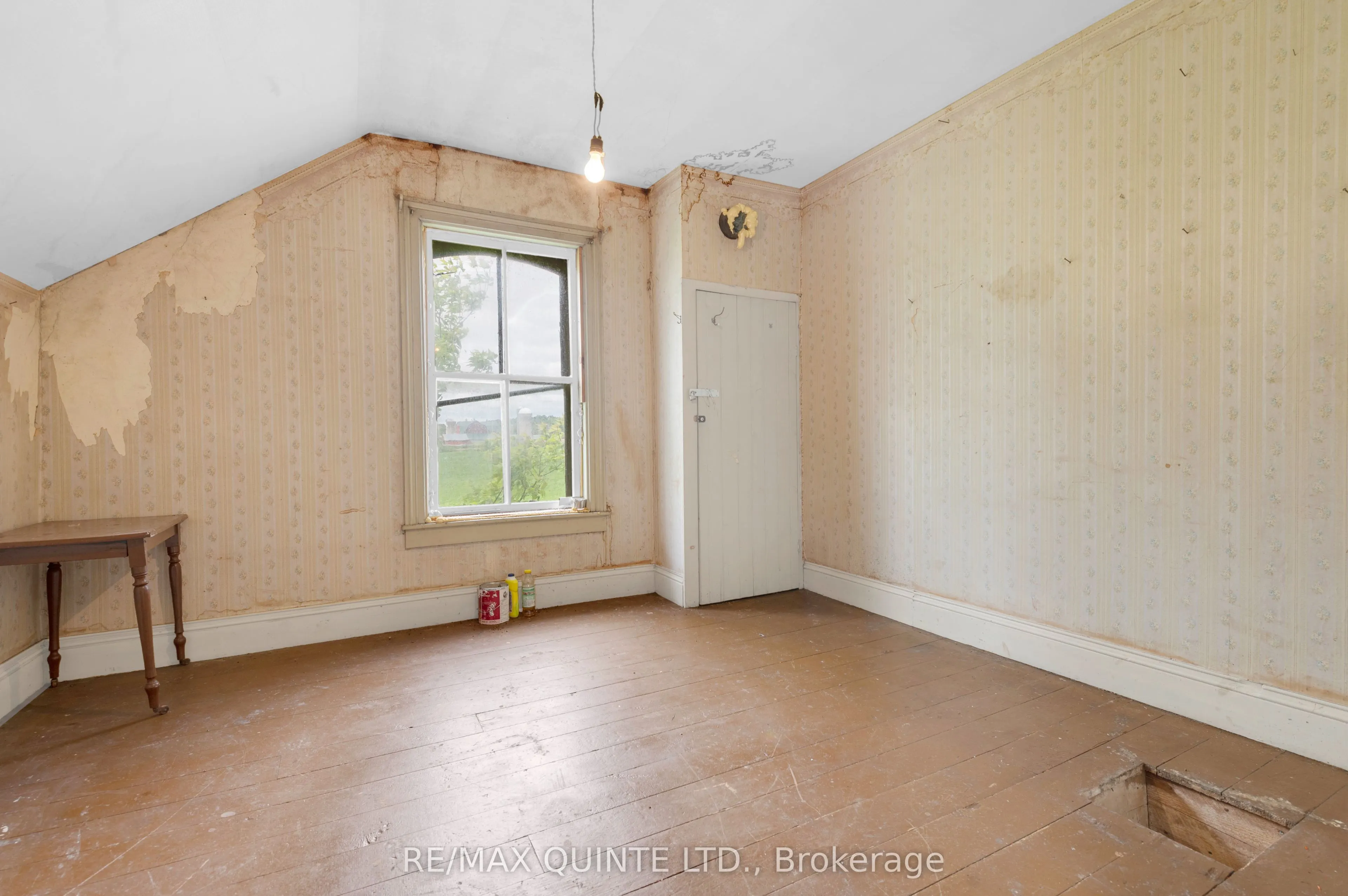 472 Maple Road