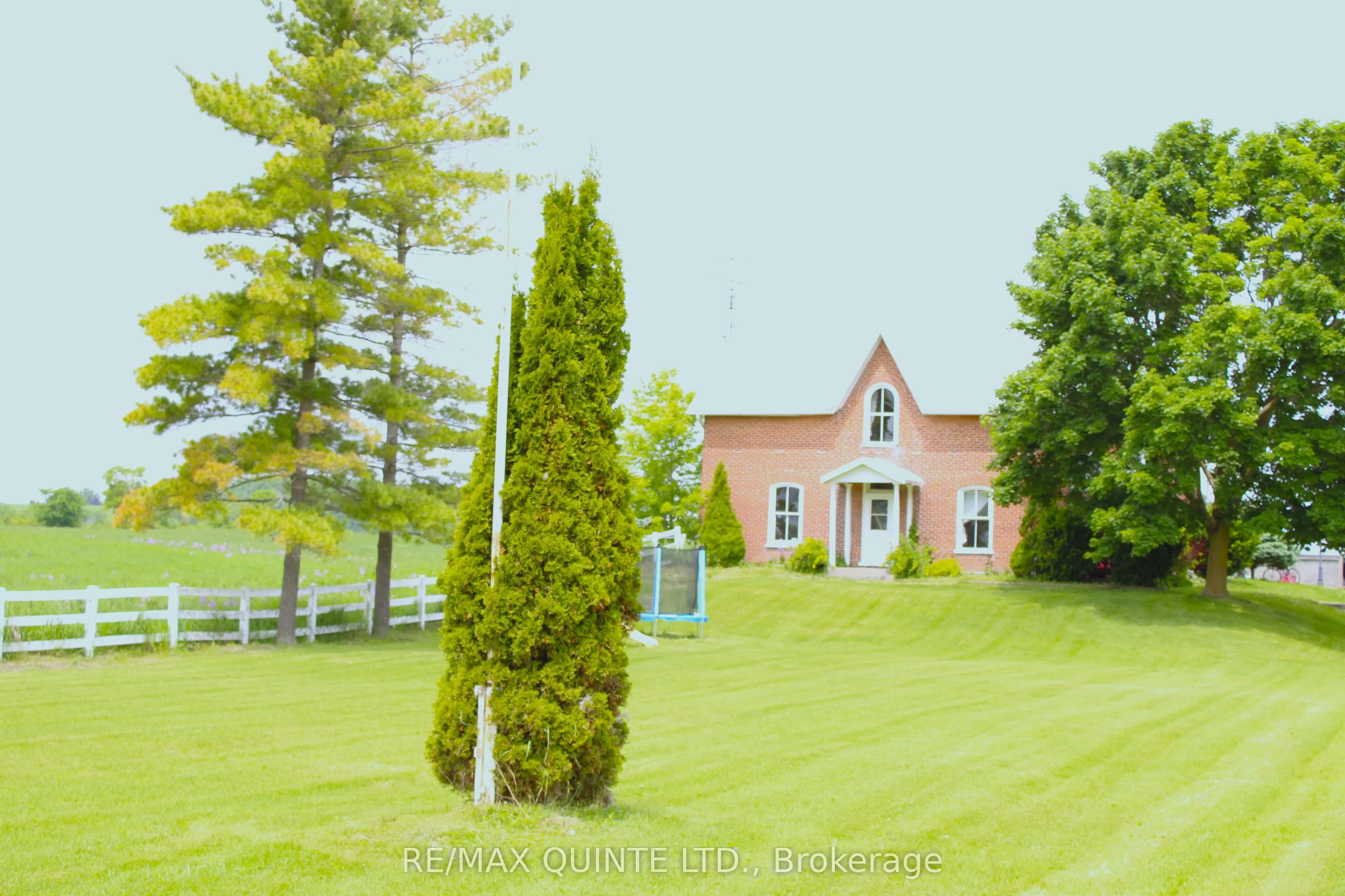 472 Maple Road