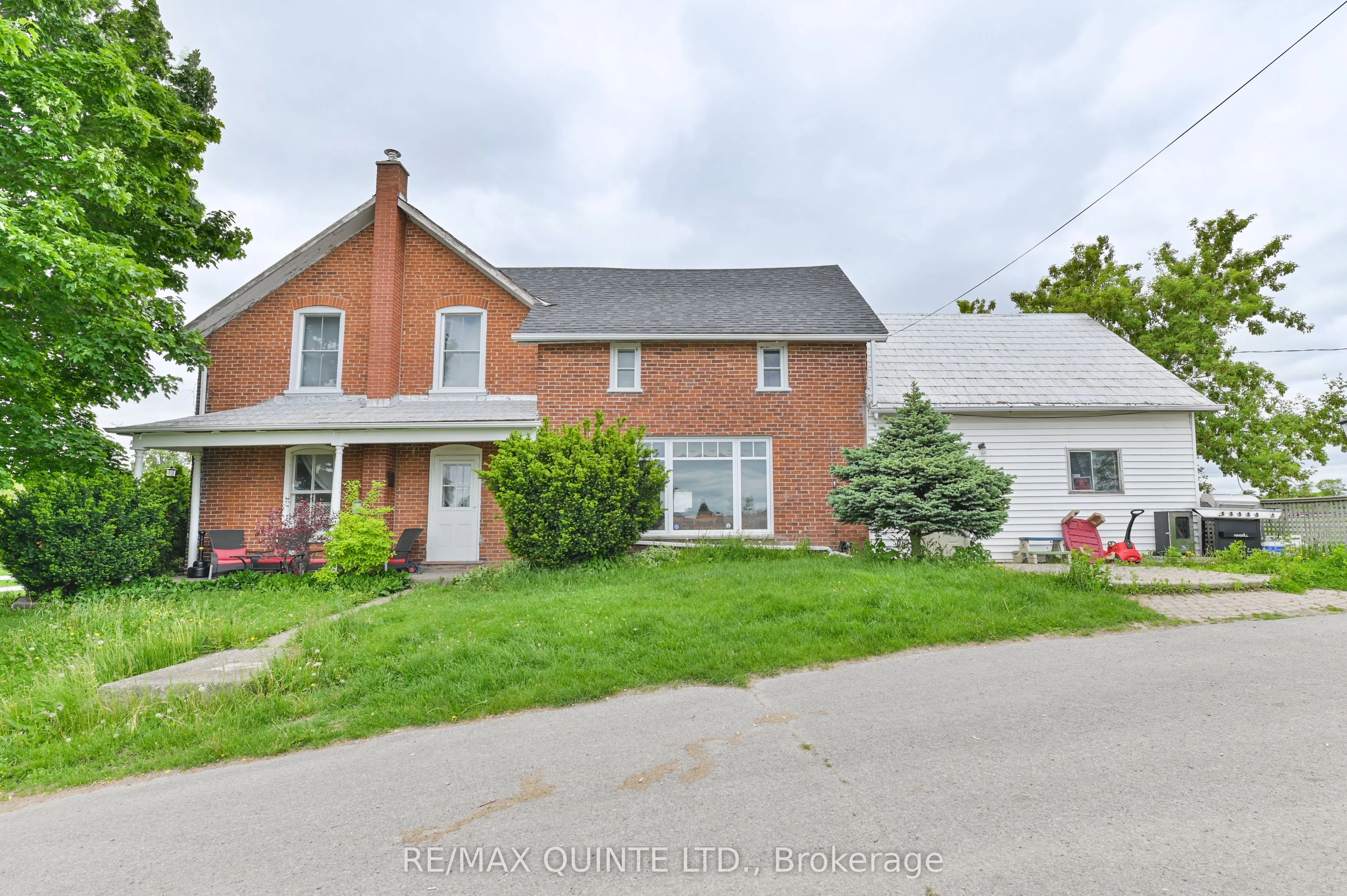 472 Maple Road