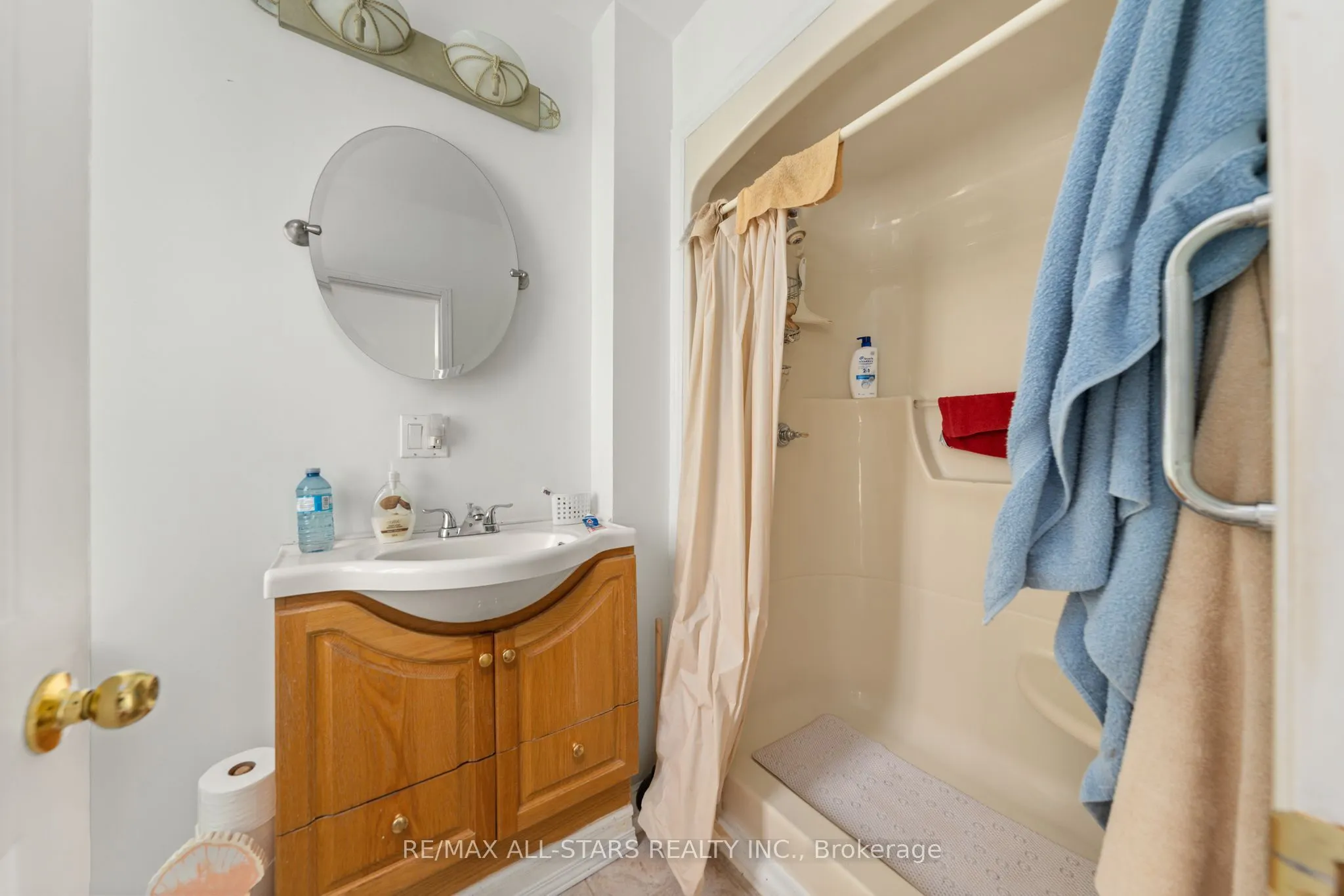 14 Wychwood Drive E