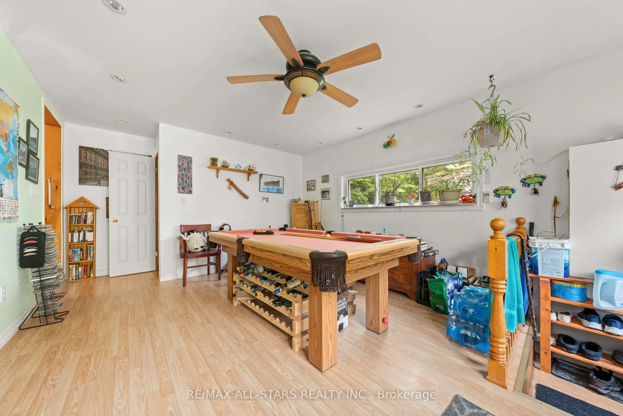 14 Wychwood Drive E