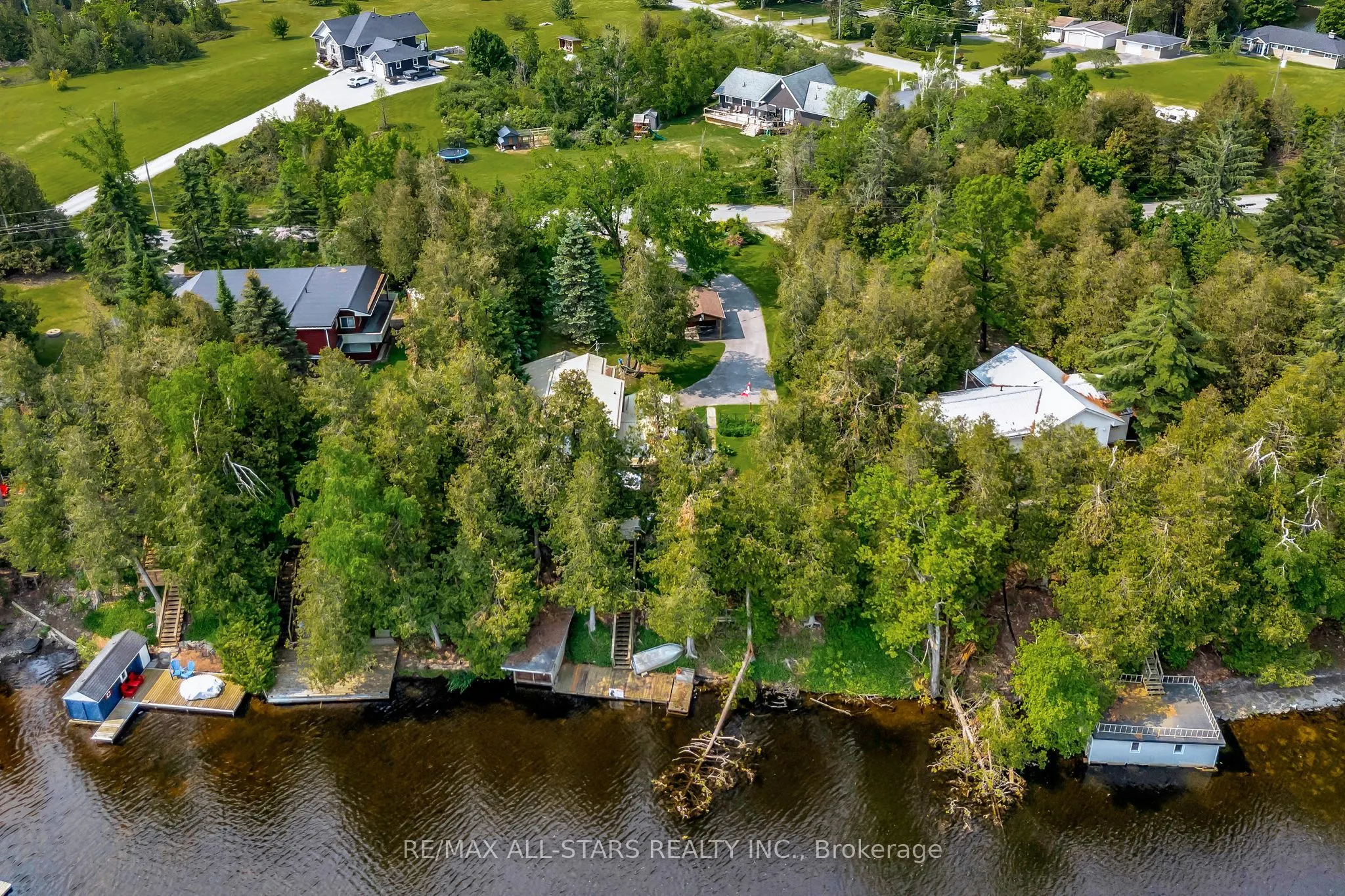14 Wychwood Drive E