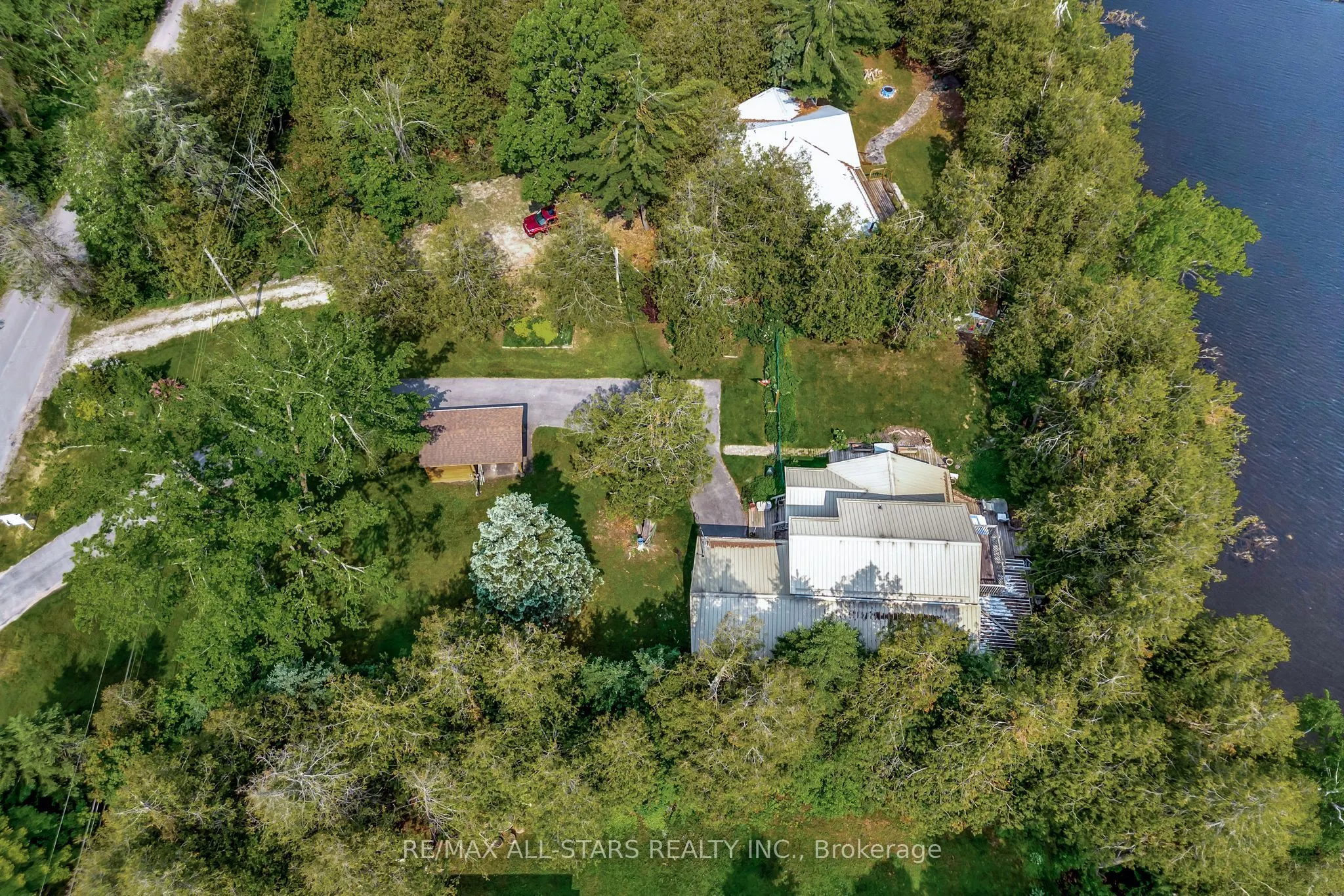 14 Wychwood Drive E
