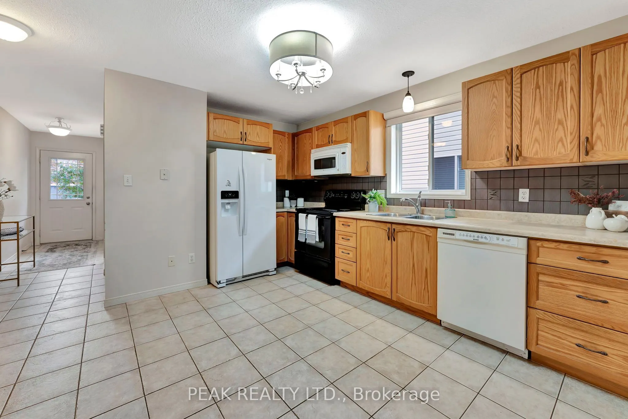 30 Savannah Ridge Drive