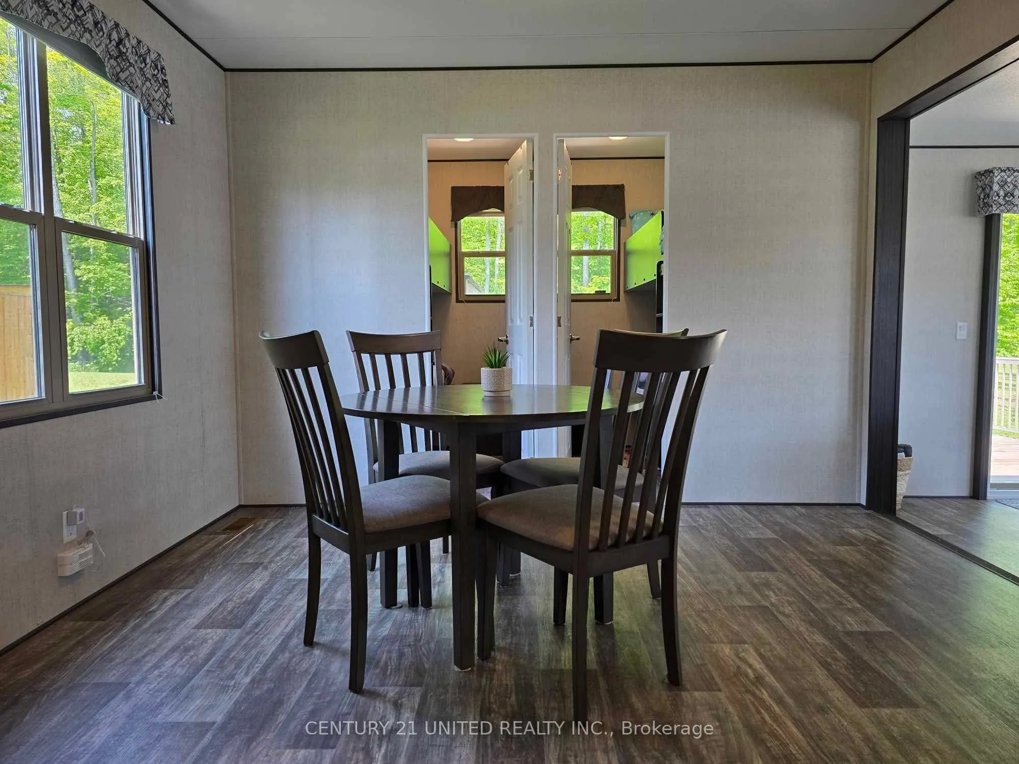 1235 Villiers Line, #46