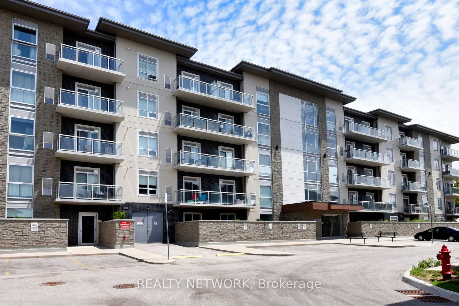 16 Markle Crescent, #313