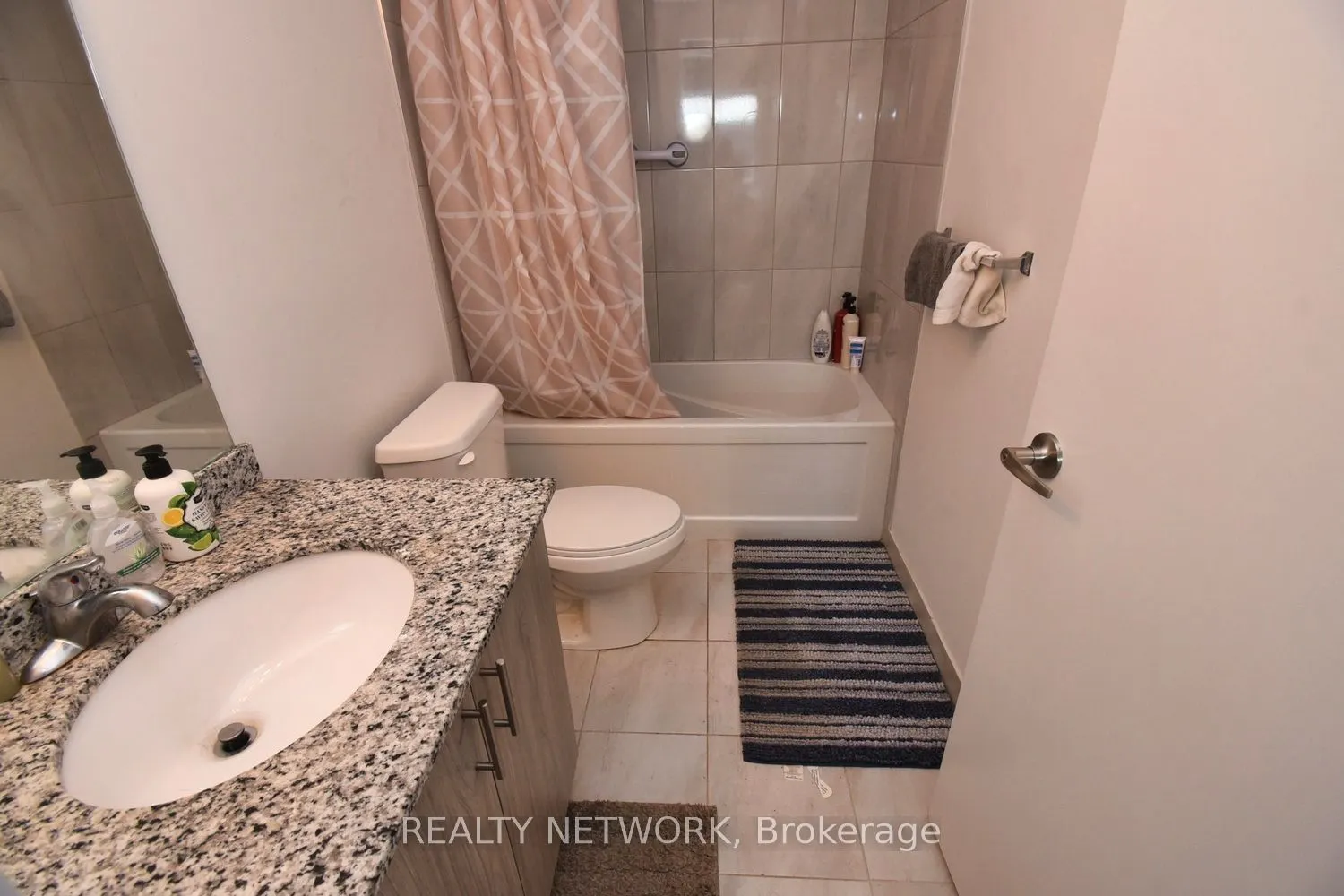 16 Markle Crescent, #313