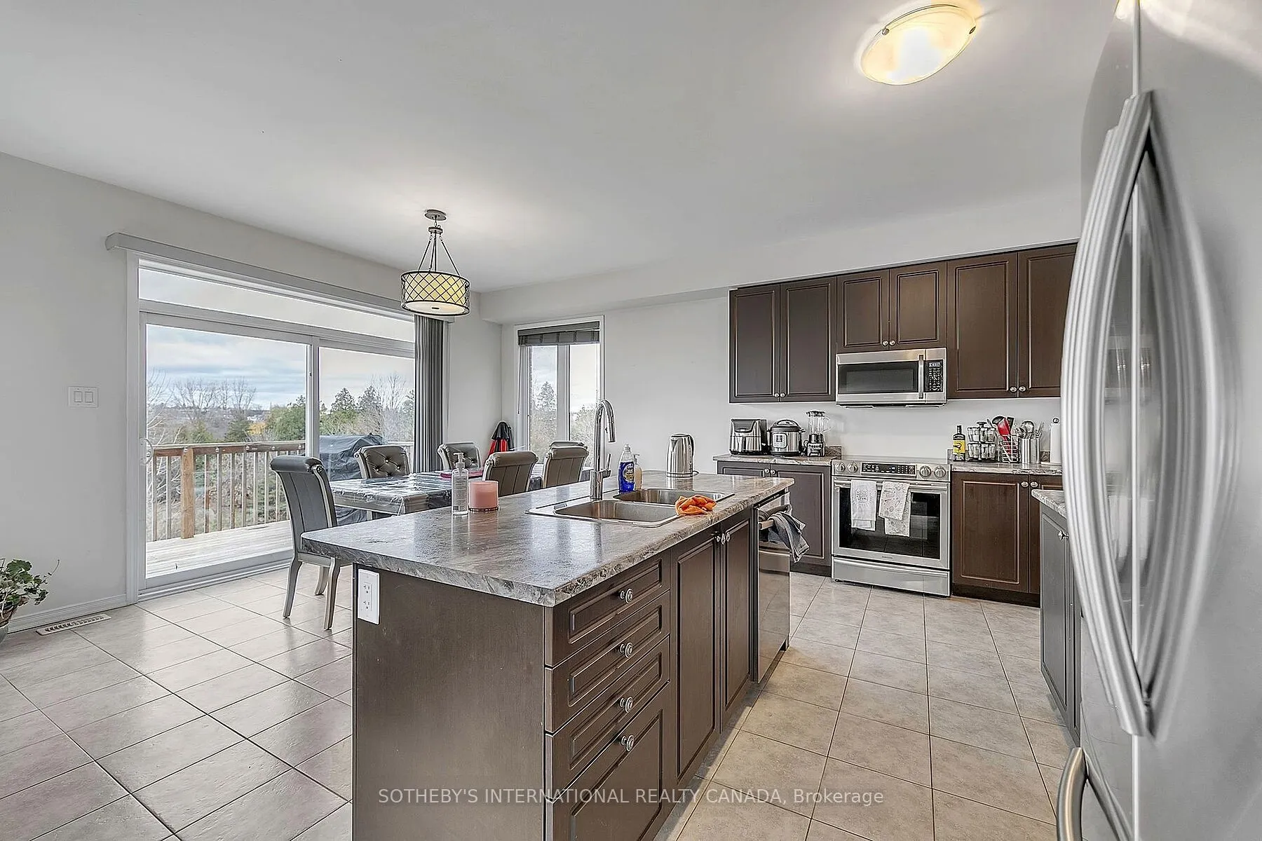 238 Dolman Street