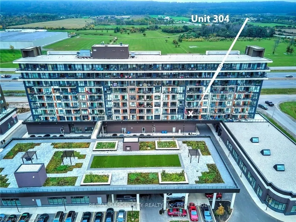 560 North Service Road, #304