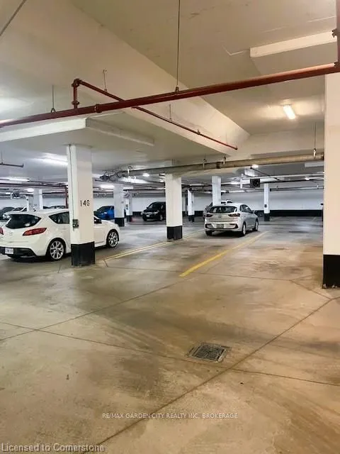 560 North Service Road, #304