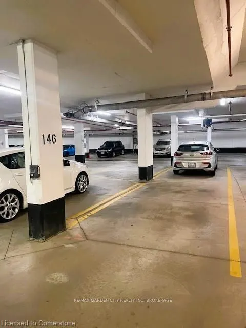 560 North Service Road, #304