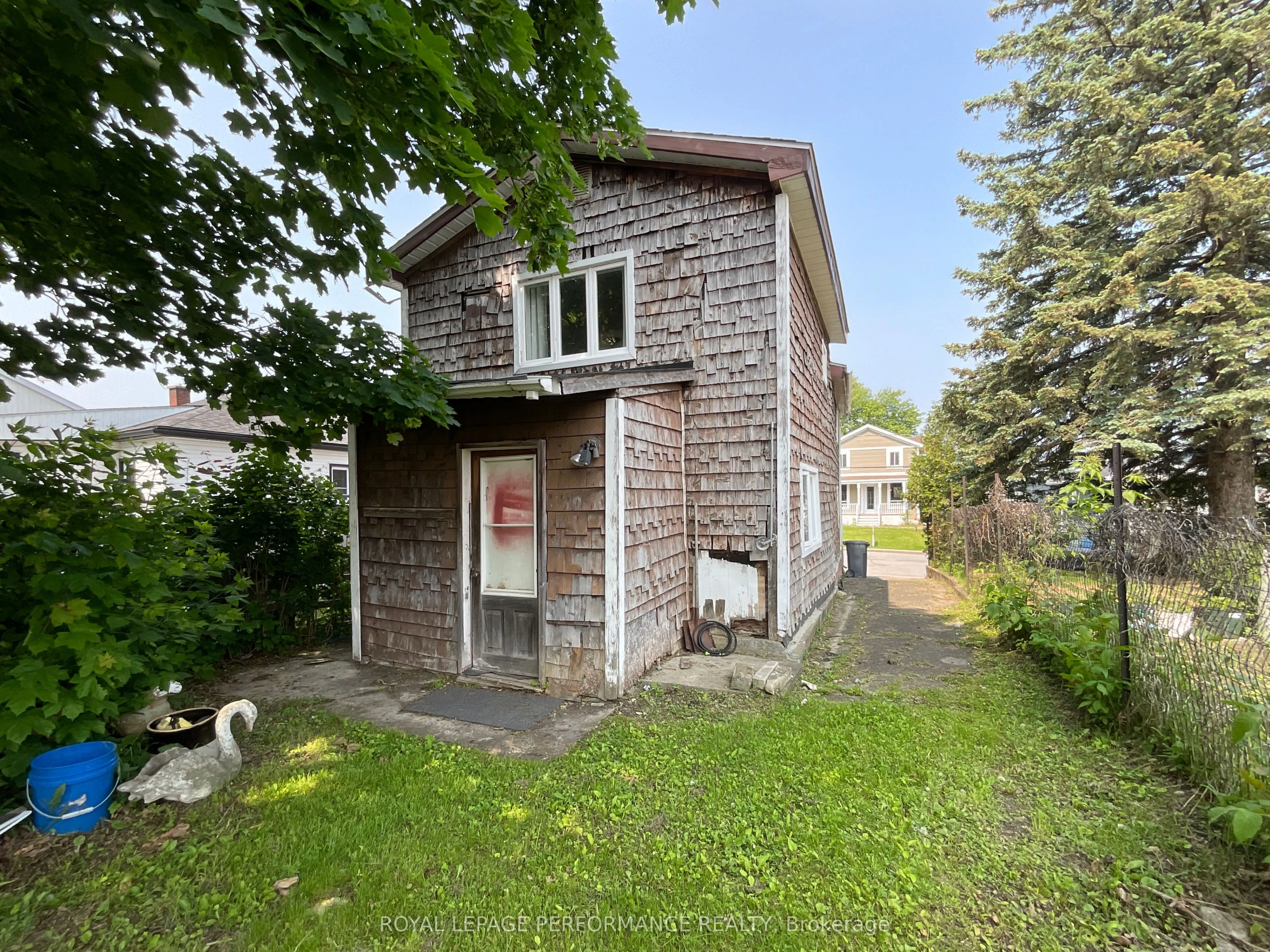 427 Catherine Street