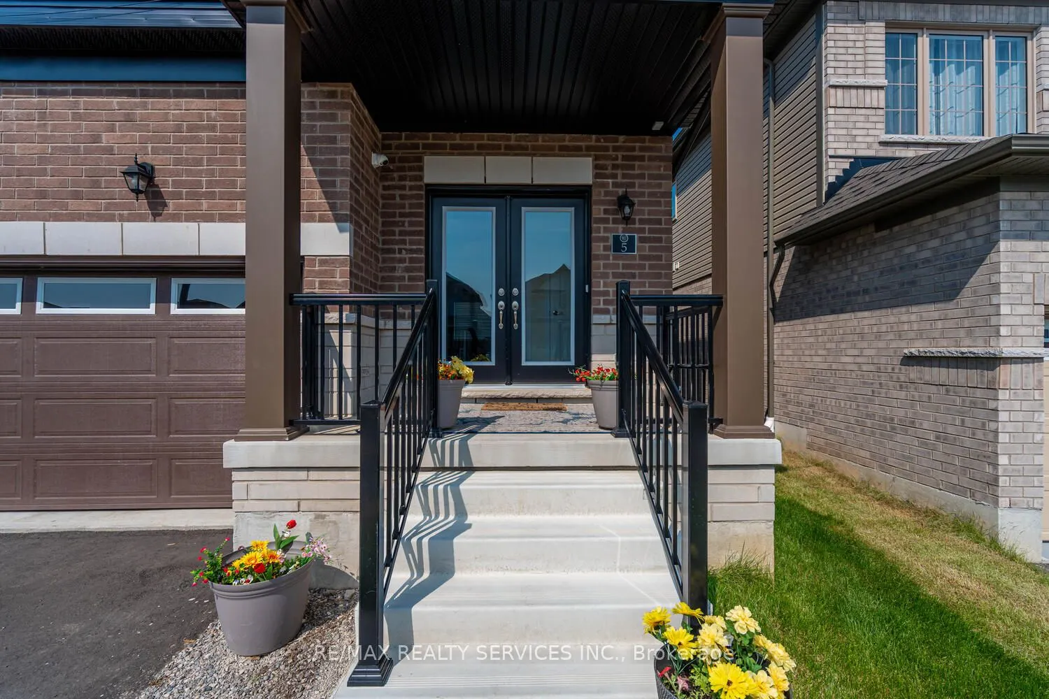 5 Heming Street