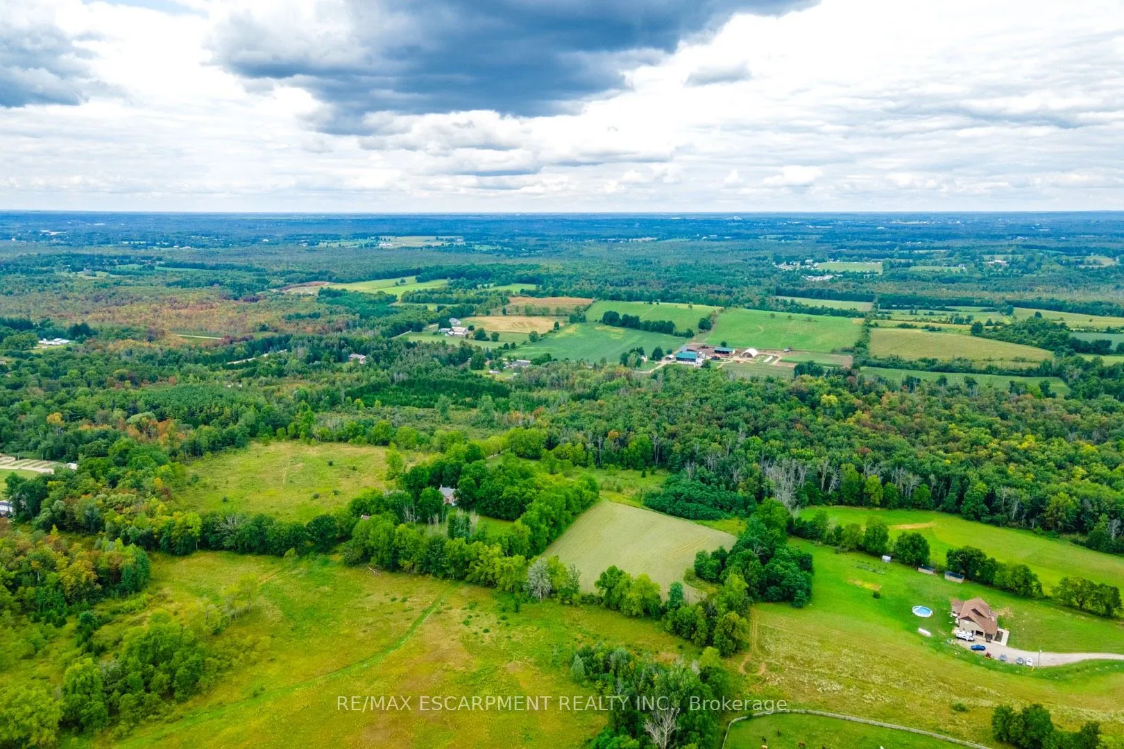 1172 8th Concession Road W