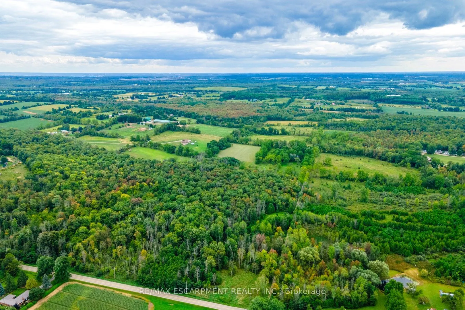 1172 8th Concession Road W