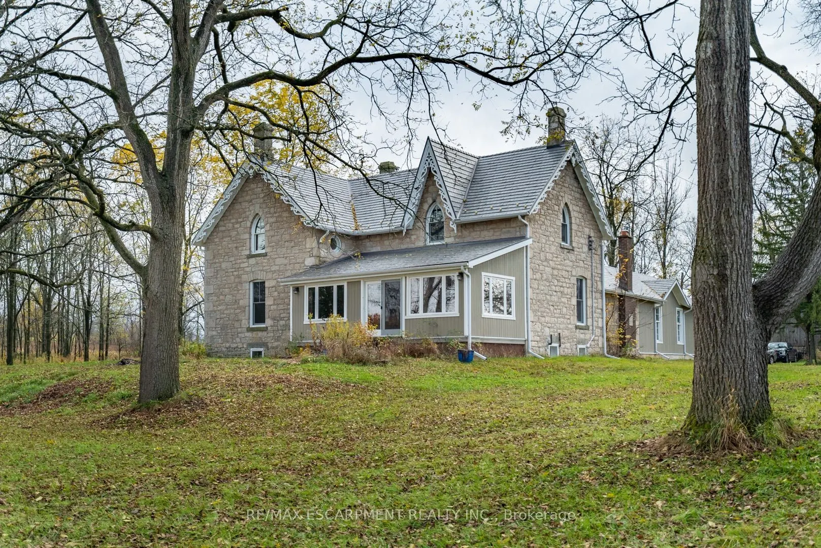 1172 8th Concession Road W