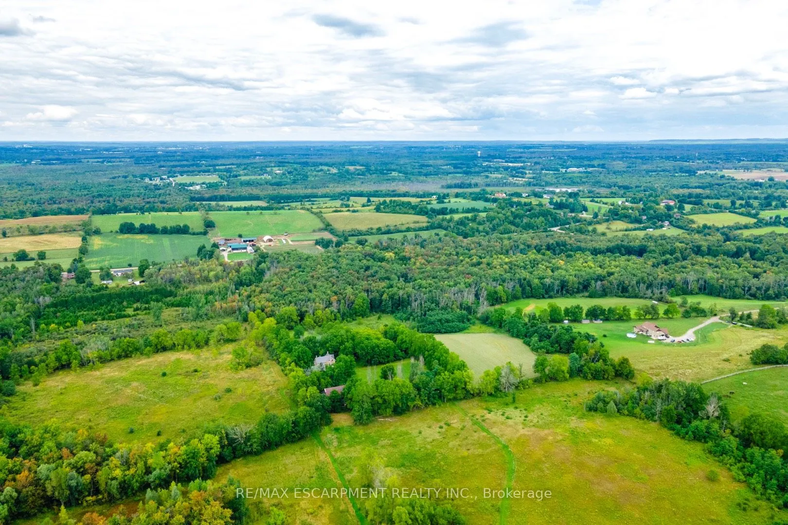 1172 8th Concession Road W