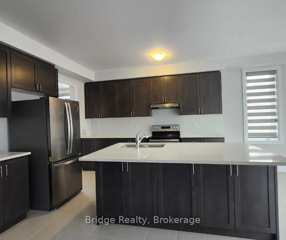 1439 Upper Thames Drive