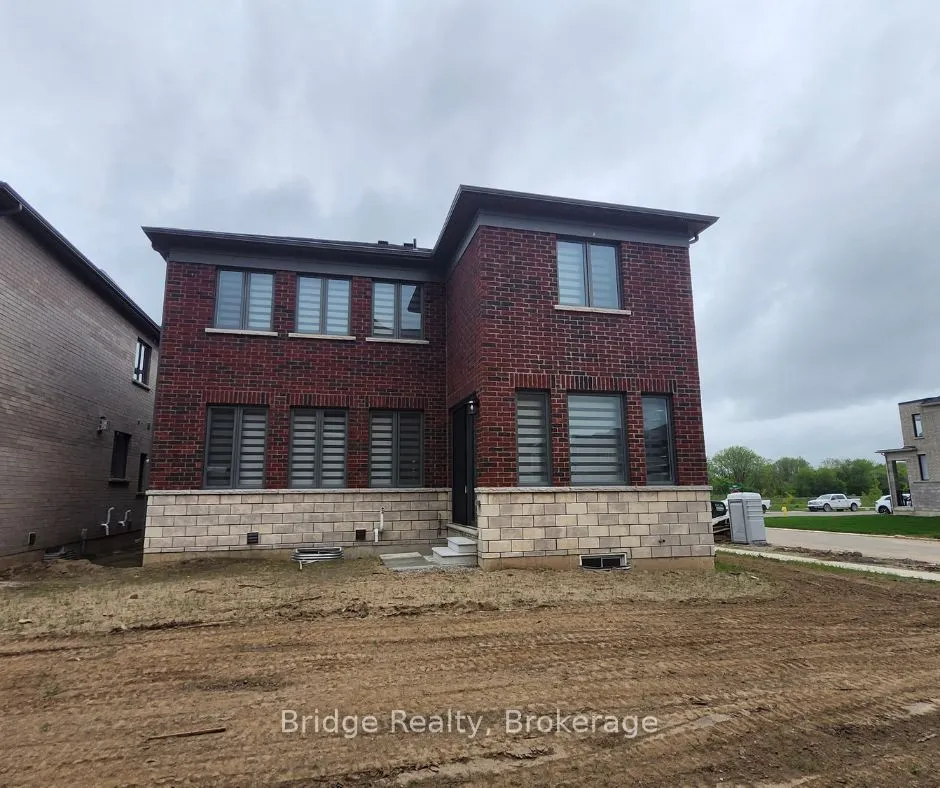 1439 Upper Thames Drive