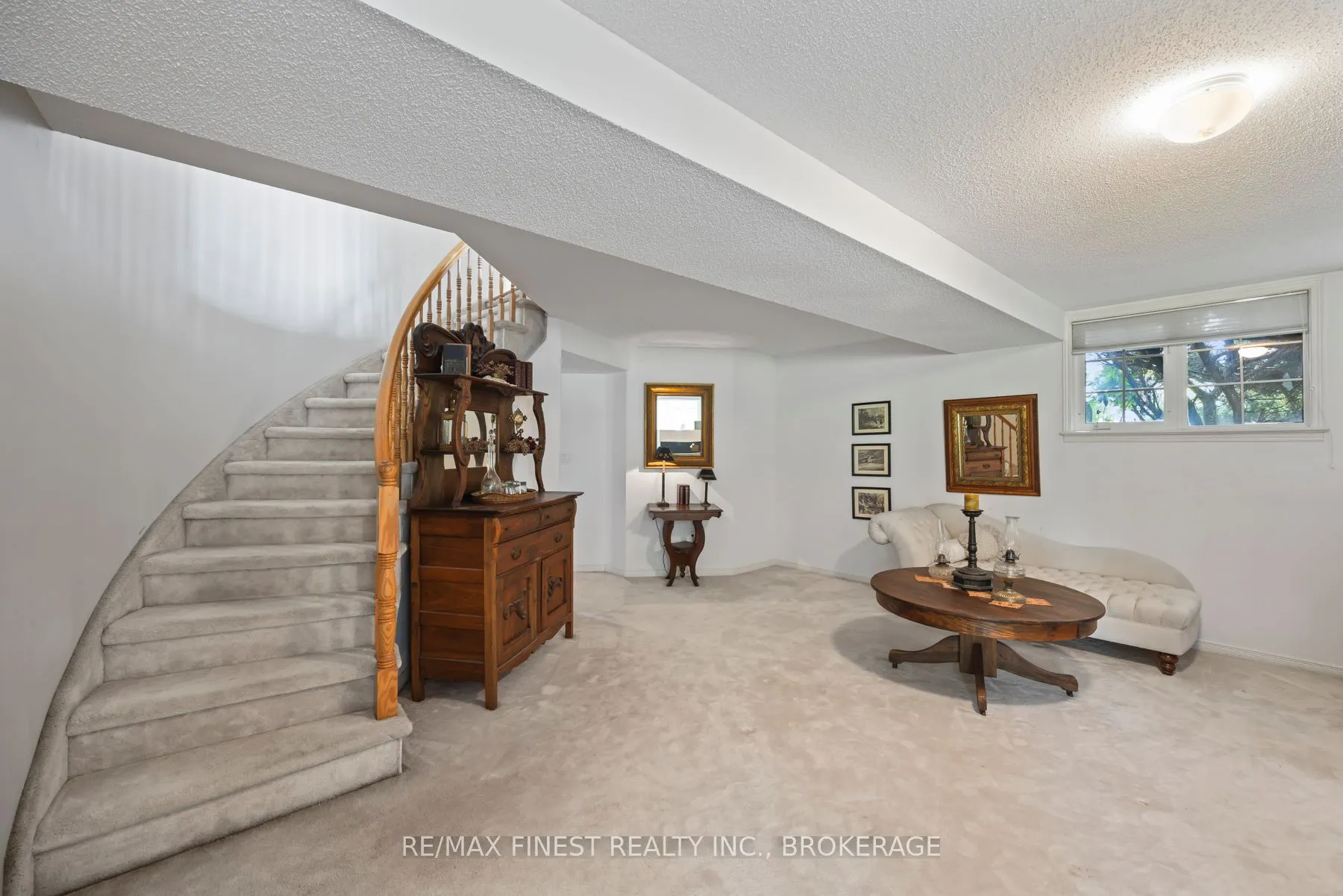 941 MALVERN Terrace
