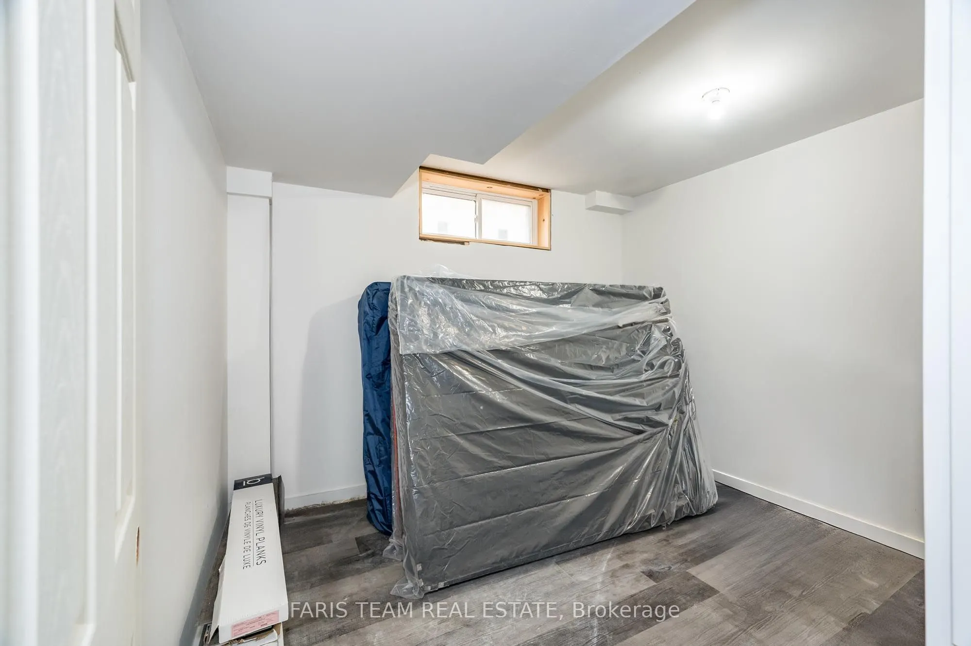 1036 Beverley Lane