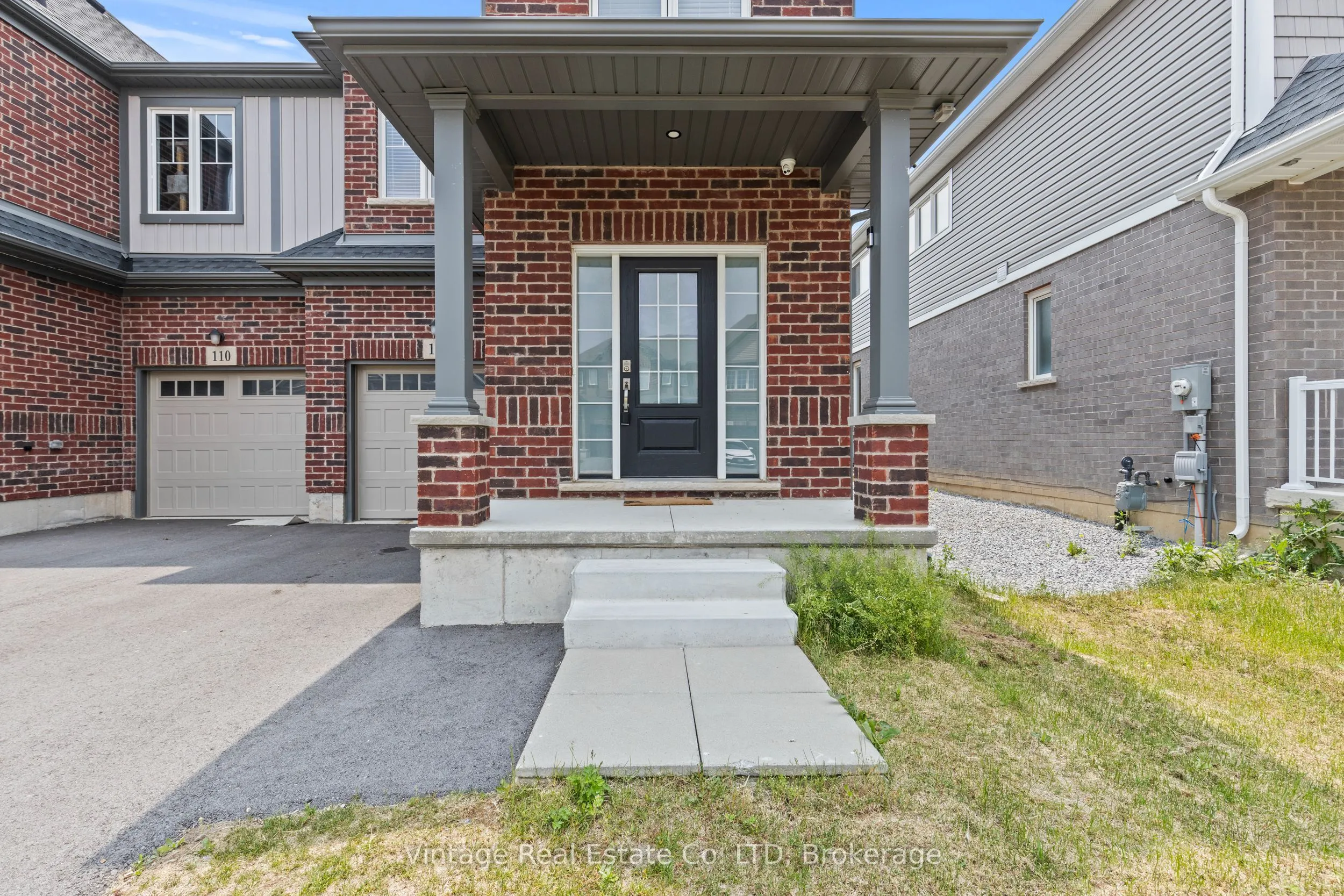 112 Bur Oak Drive