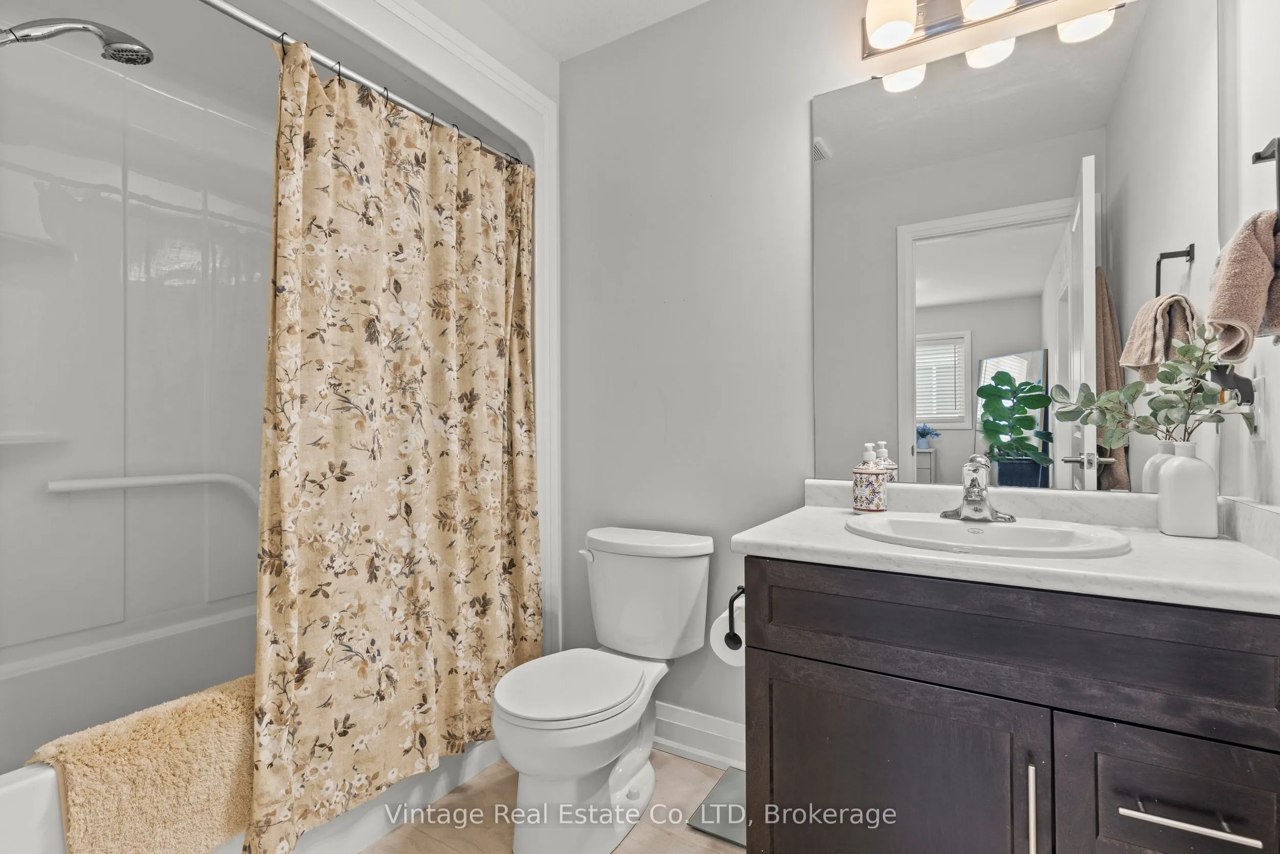 112 Bur Oak Drive