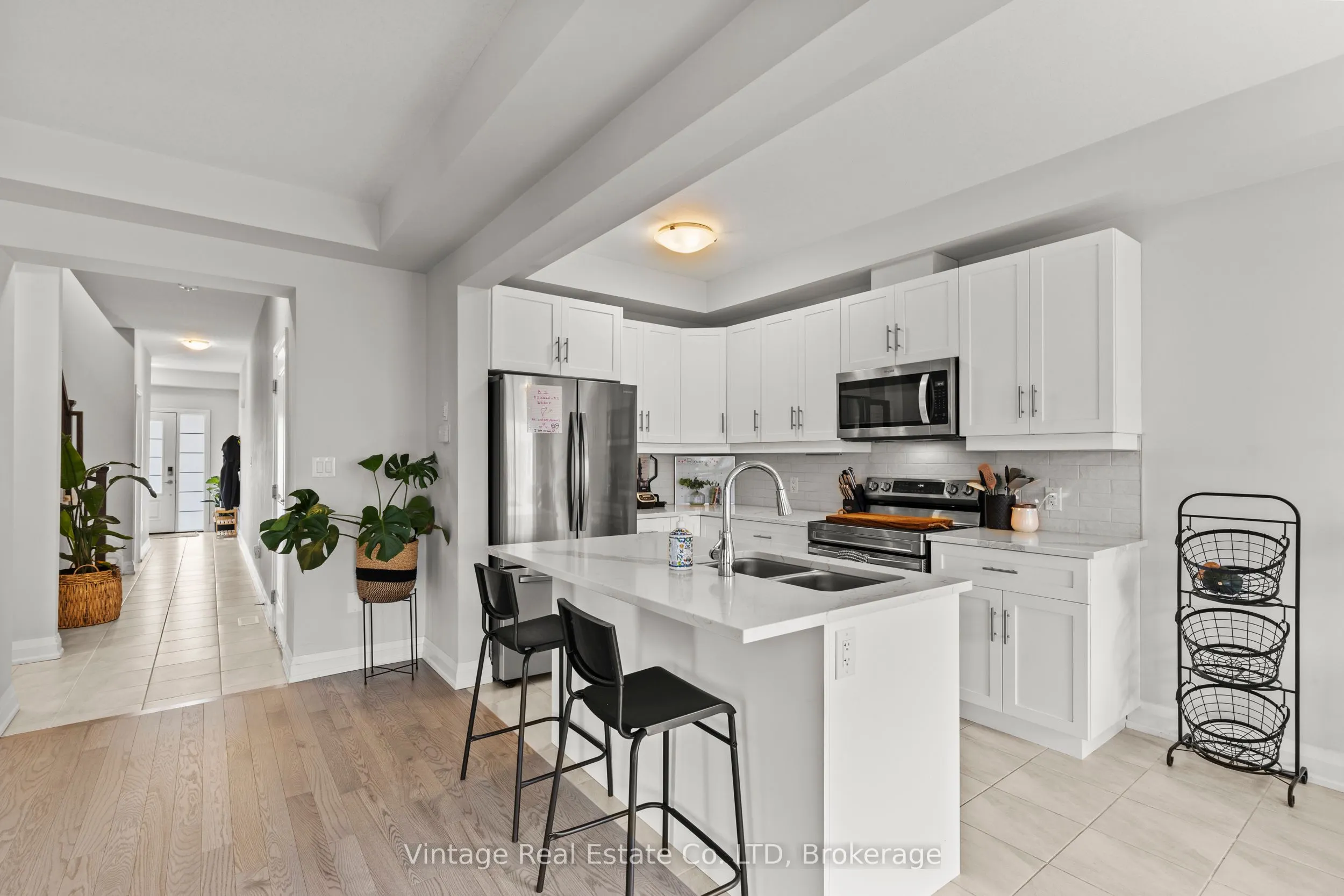 112 Bur Oak Drive